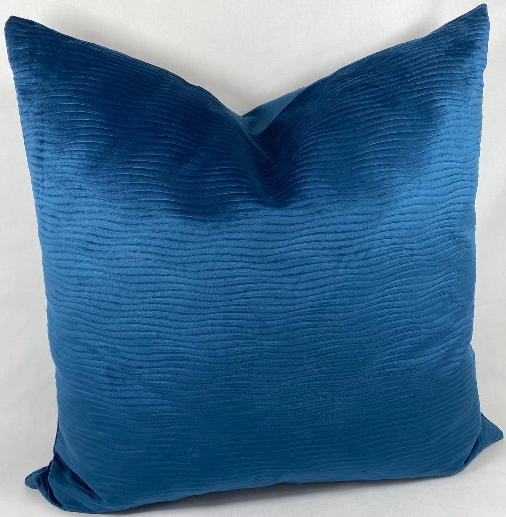 Luxury Pillow – 24" × 24" – Stream Navy