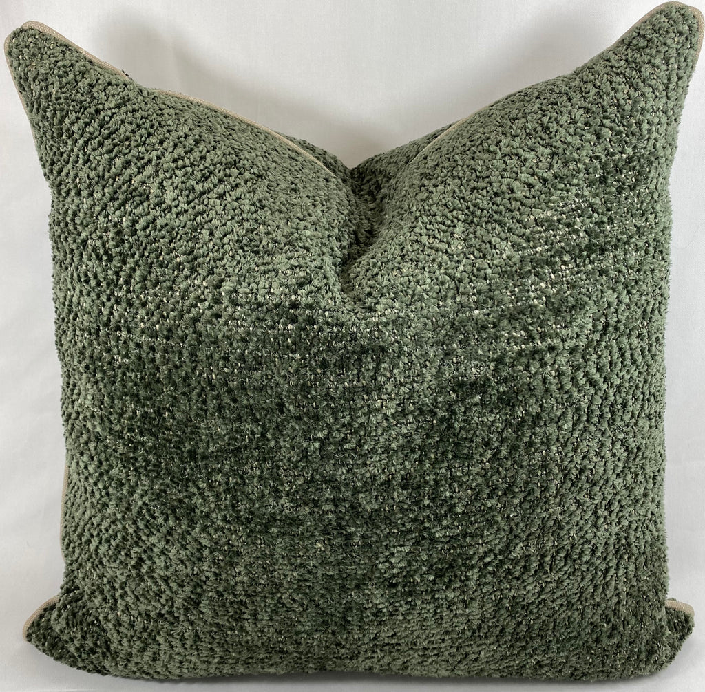 Luxury Pillow – 24" × 24" – Knubby Moss