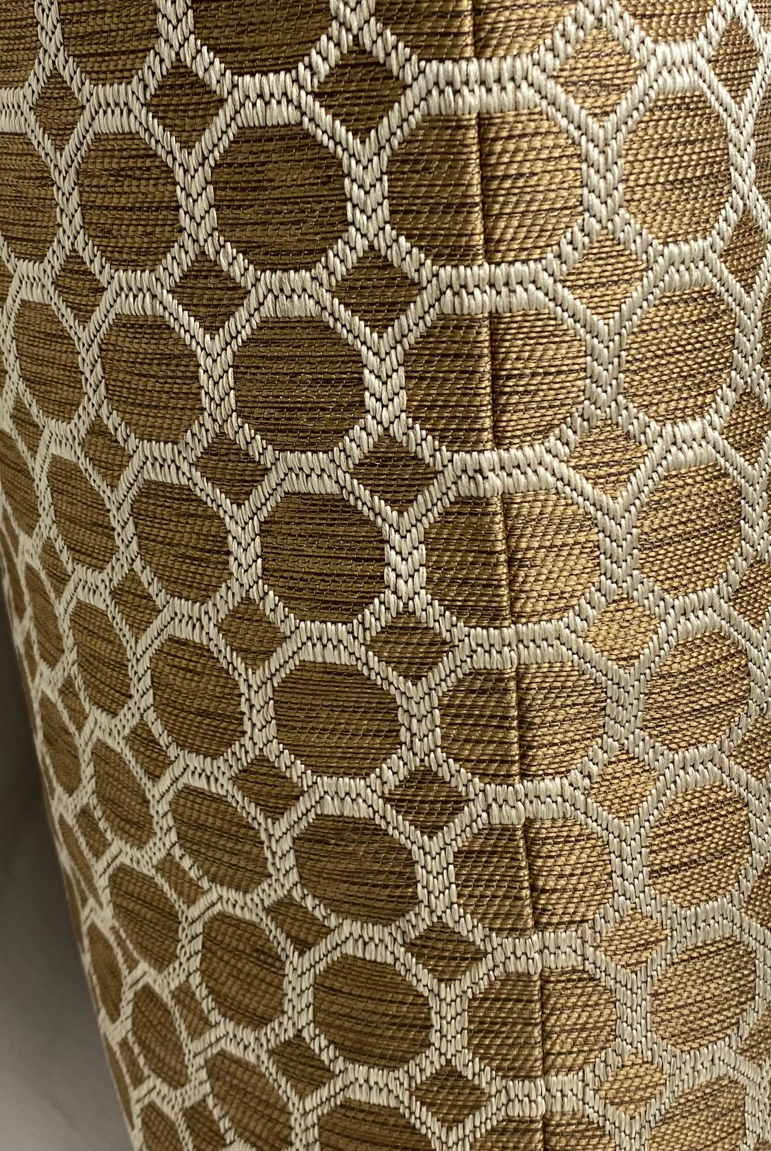 Luxury Pillow – 24" × 24" – Dax Pecan