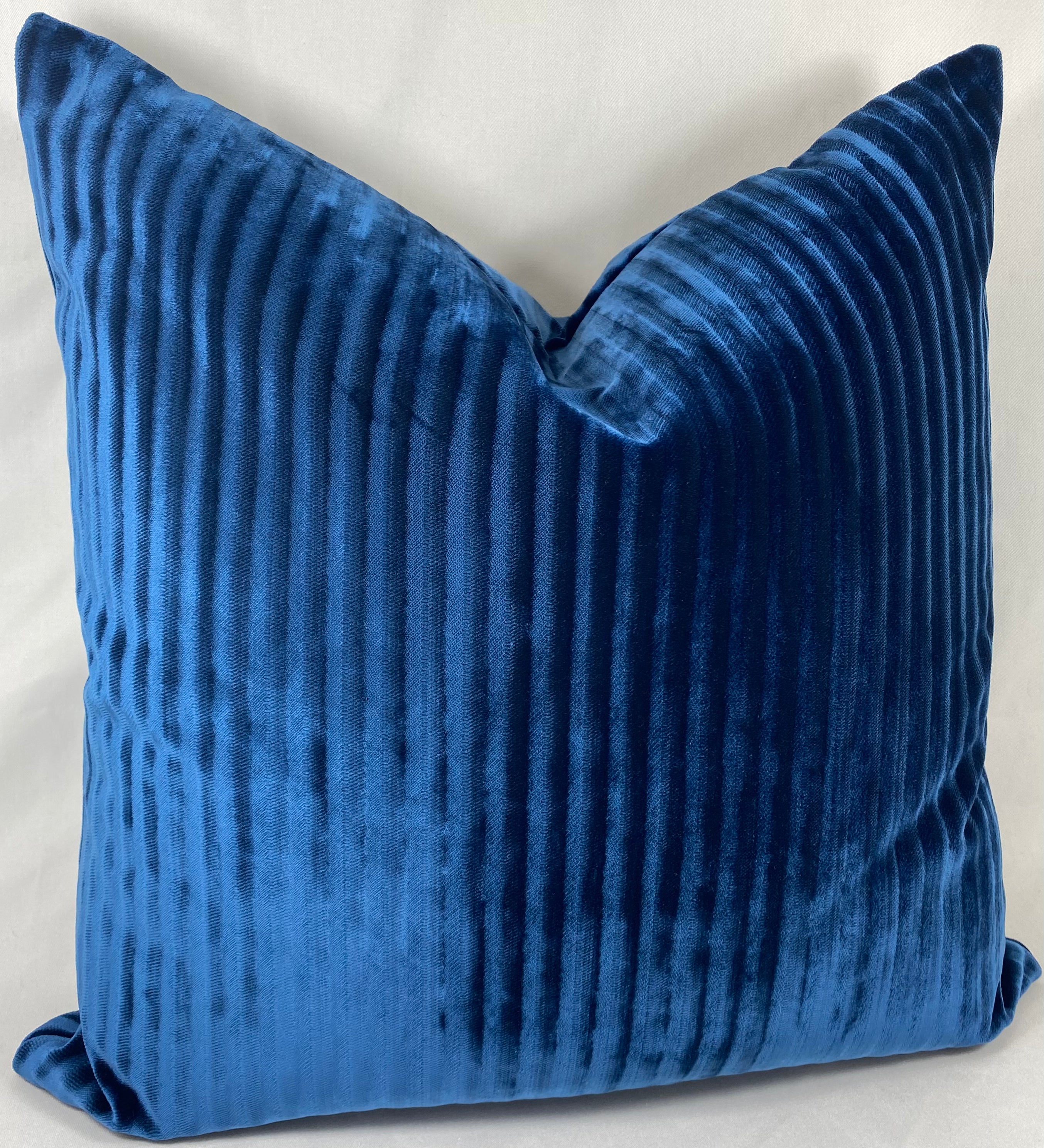 Luxury Pillow – 24" × 24" – Hayworth Royal