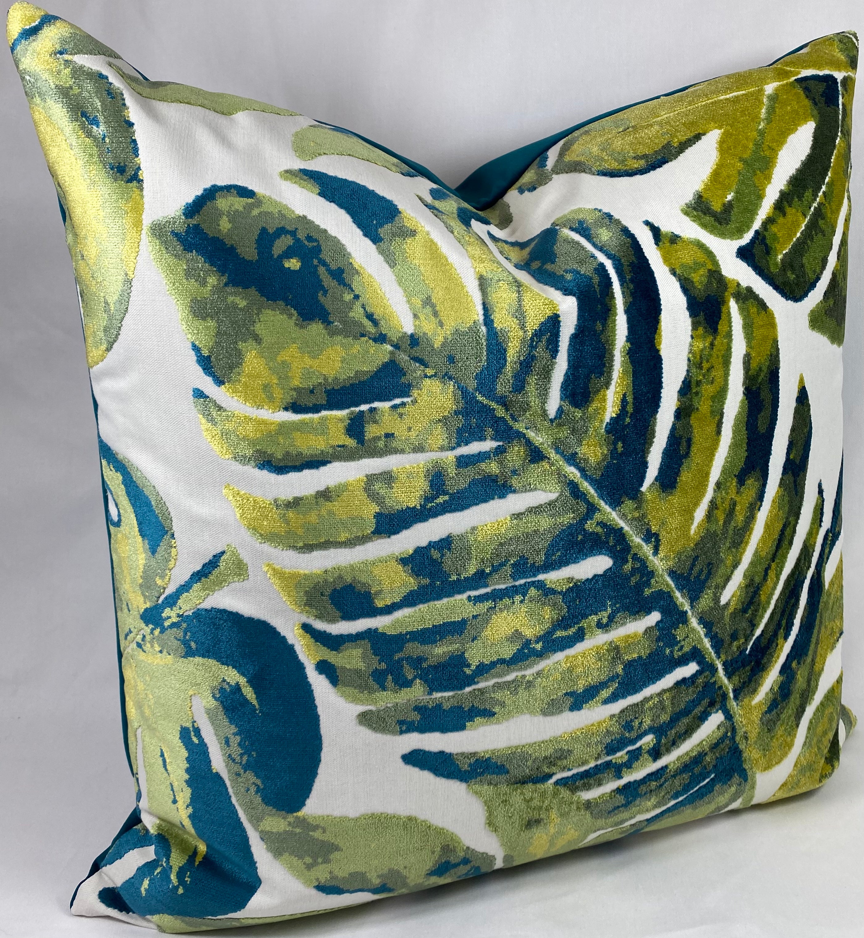 Luxury Pillow – 24" × 24" – Massala Capri Teal