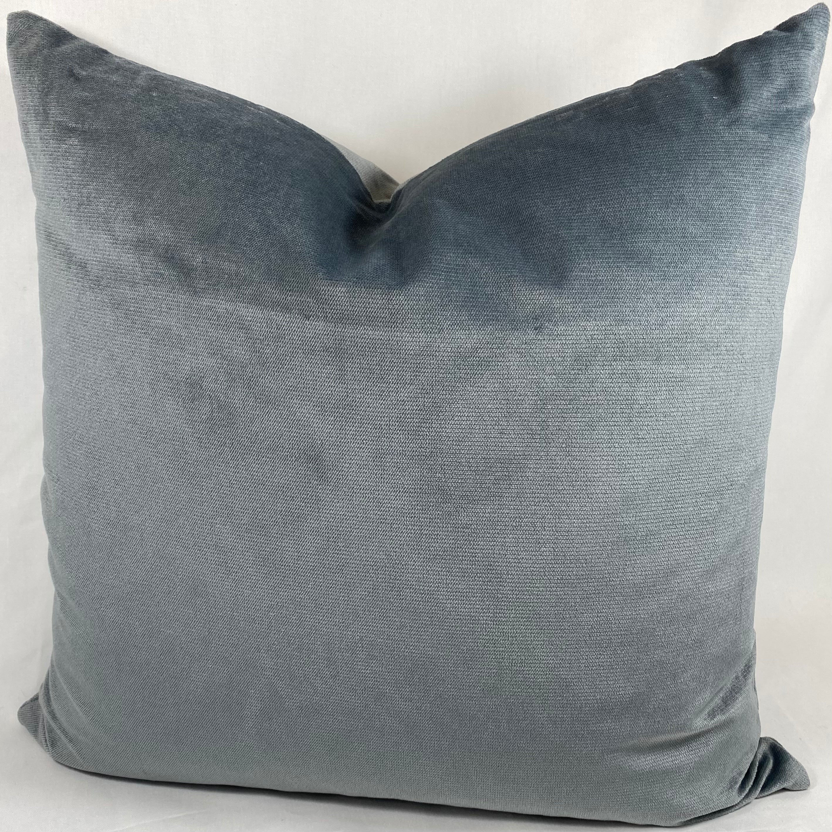 Luxury Pillow – 24" × 24" – Belvedere Graphite