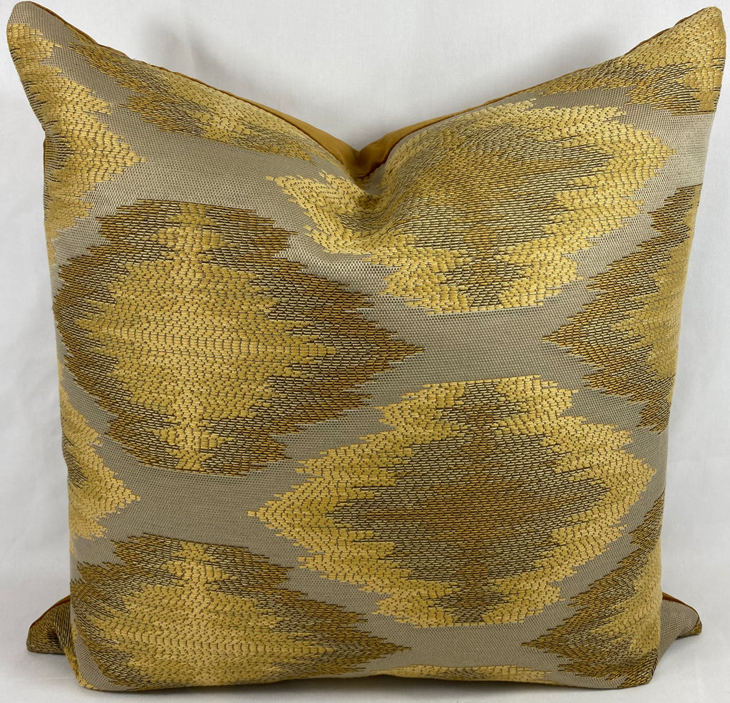 Luxury Pillow – 24" × 24" – Aztec Gold