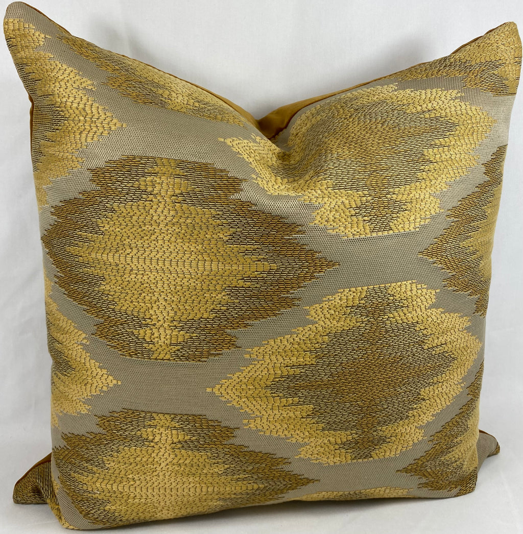 Luxury Pillow – 24" × 24" – Aztec Gold