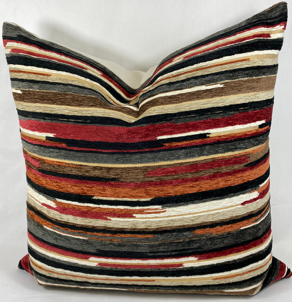 Luxury Pillow – 24" × 24" – Vivid Cayenne