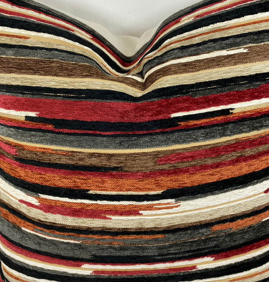 Luxury Pillow – 24" × 24" – Vivid Cayenne