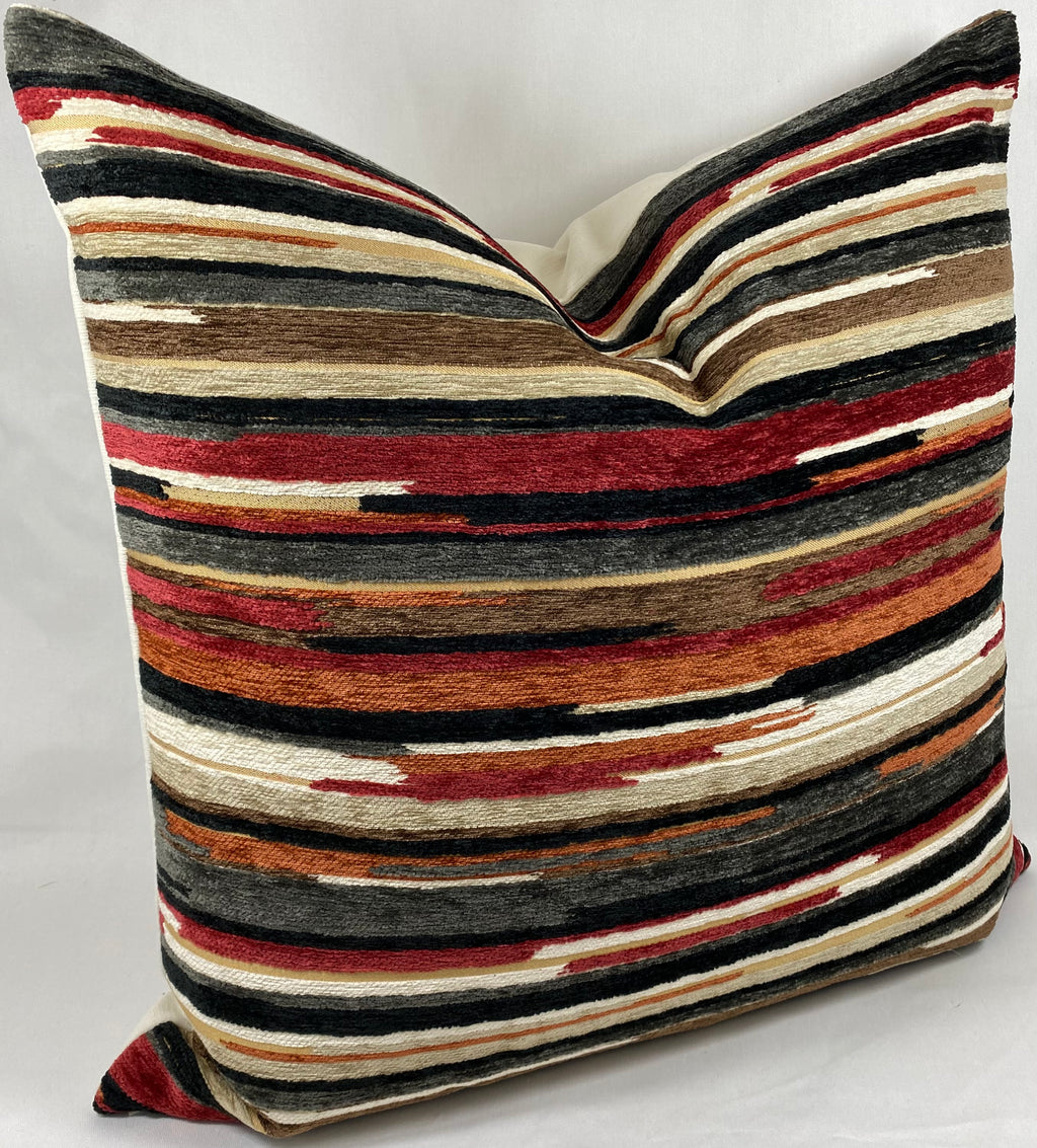 Luxury Pillow – 24" × 24" – Vivid Cayenne