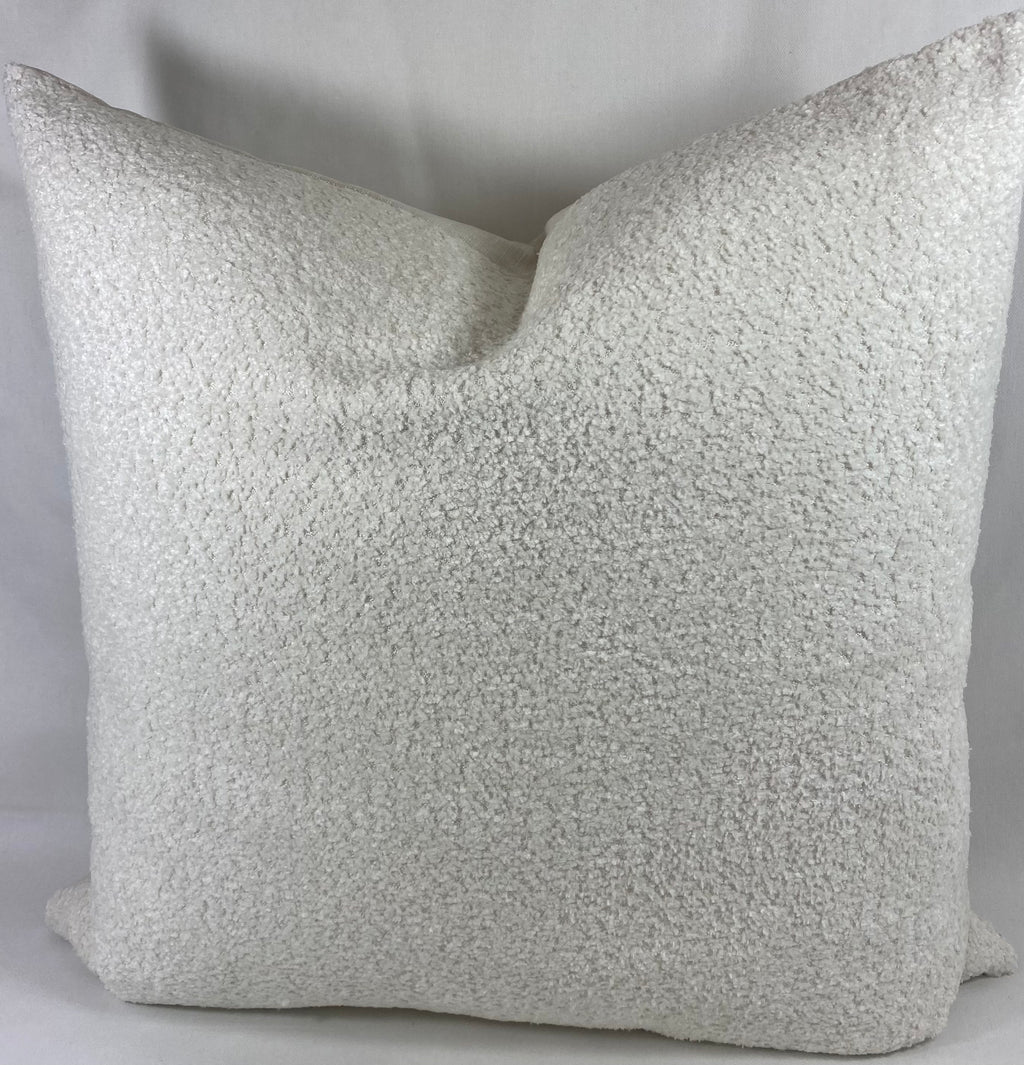 Luxury Pillow – 24" × 24" – Snuggle Ivory