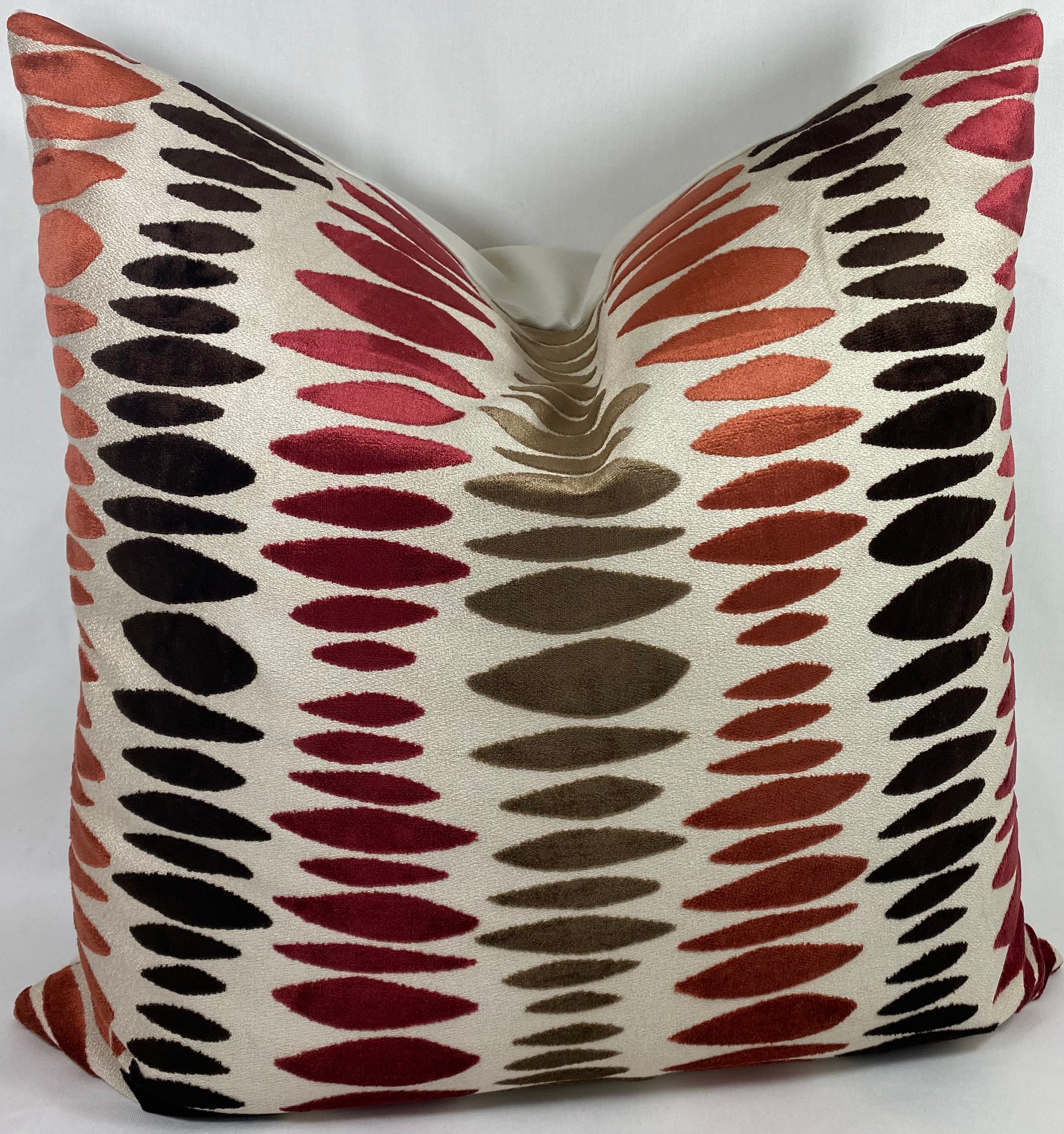 Luxury Pillow – 24" × 24" – Prospero Berry