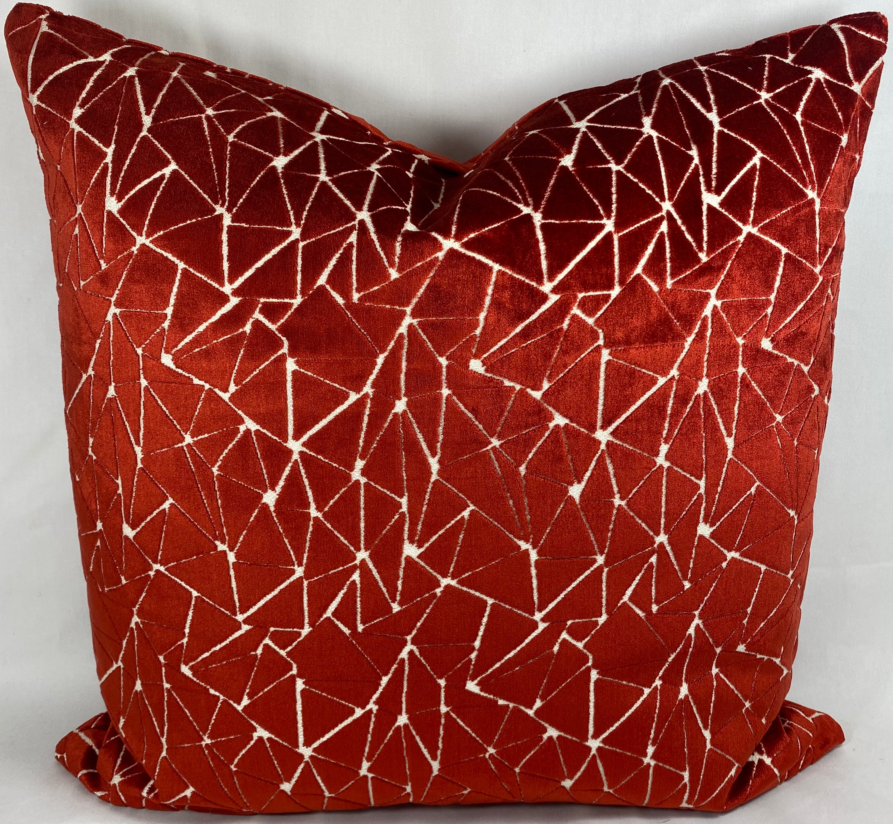 Luxury Pillow – 24" × 24" – Finale Garnet