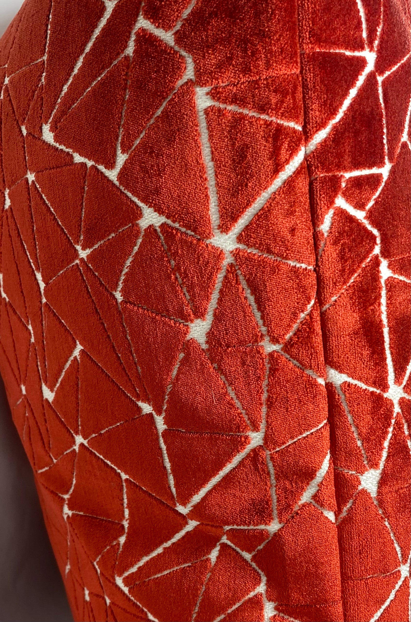 Luxury Pillow – 24" × 24" – Finale Garnet
