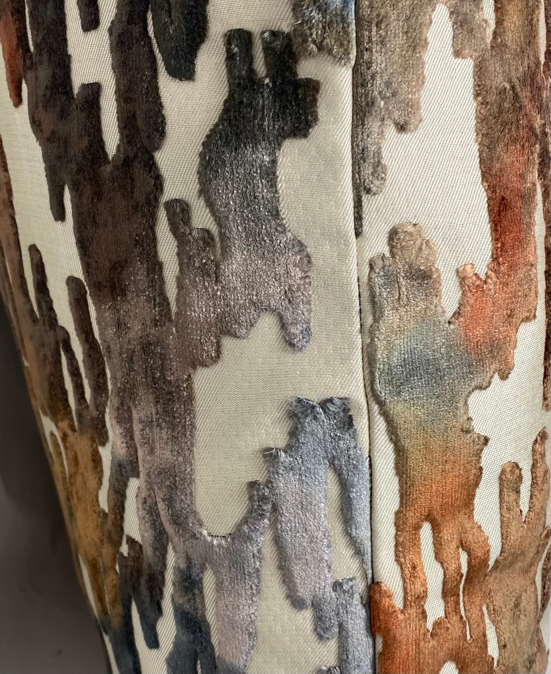 Luxury Pillow – 24" × 24" – Jervis Clay