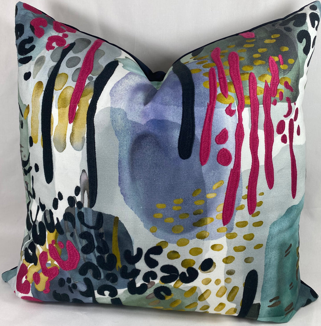 Luxury Pillow – 24" × 24" – Fauve Oasis
