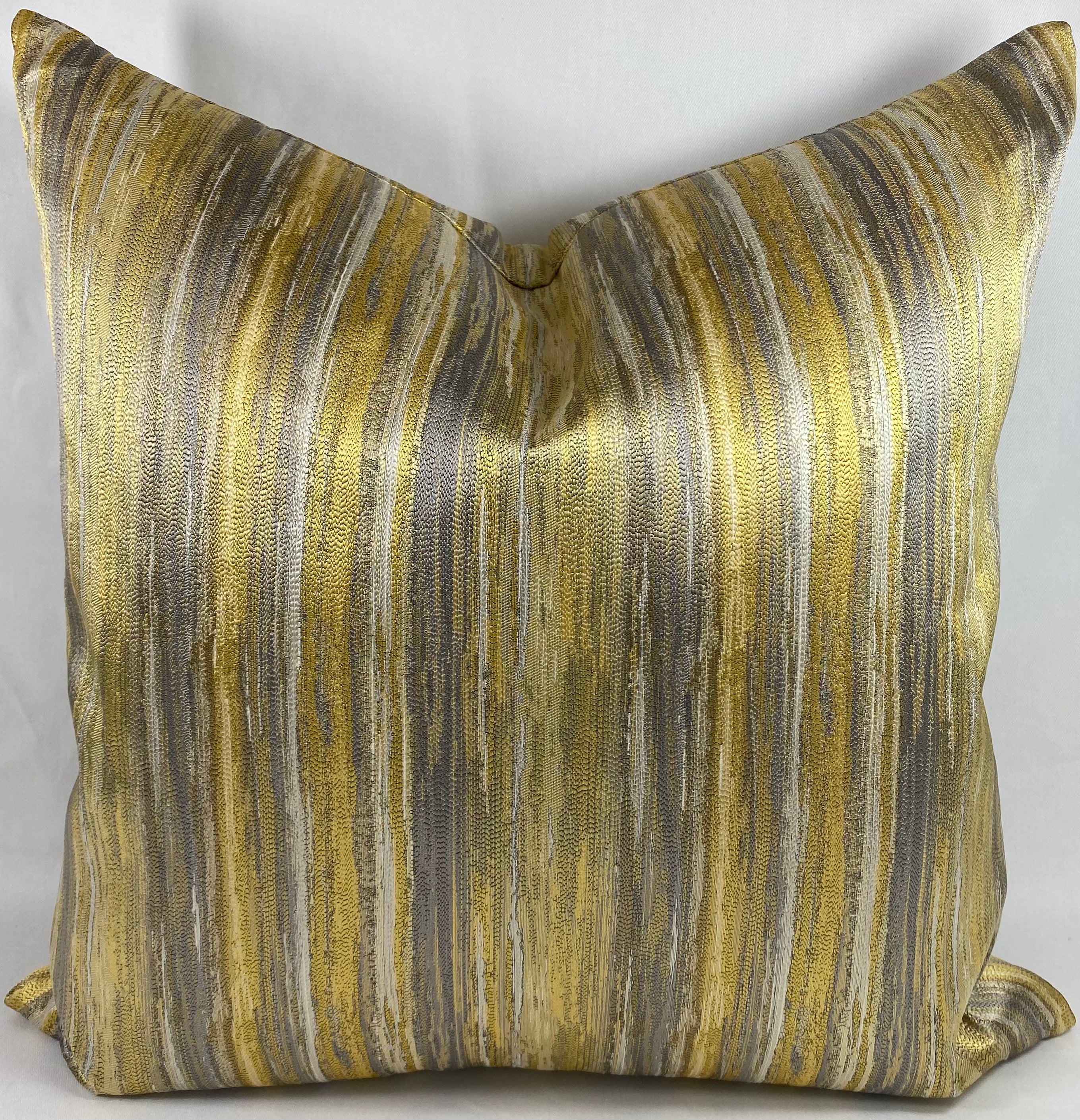 Luxury Pillow – 24" × 24" – Nimby Bamboo