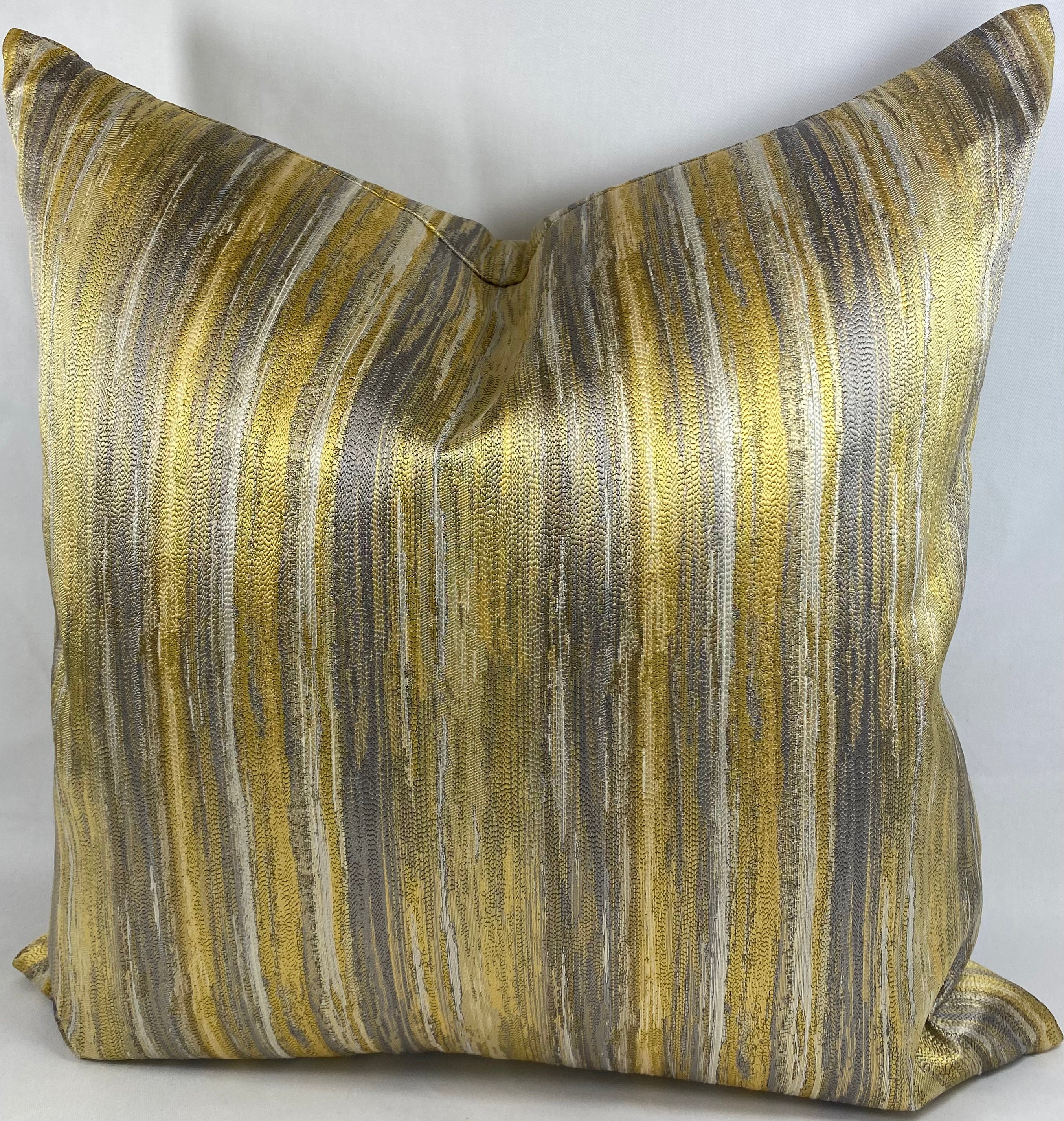 Luxury Pillow – 24" × 24" – Nimby Bamboo