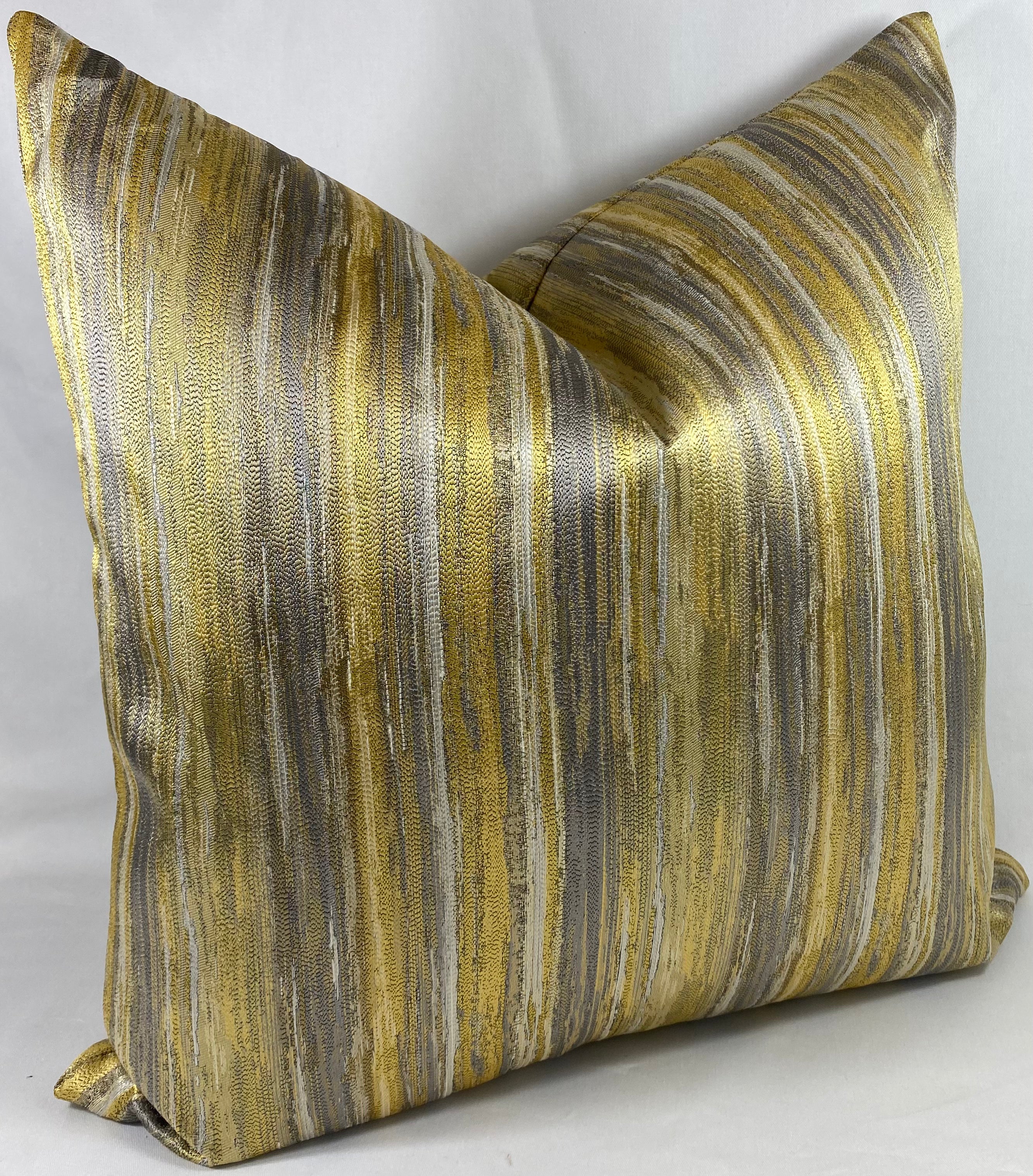 Luxury Pillow – 24" × 24" – Nimby Bamboo
