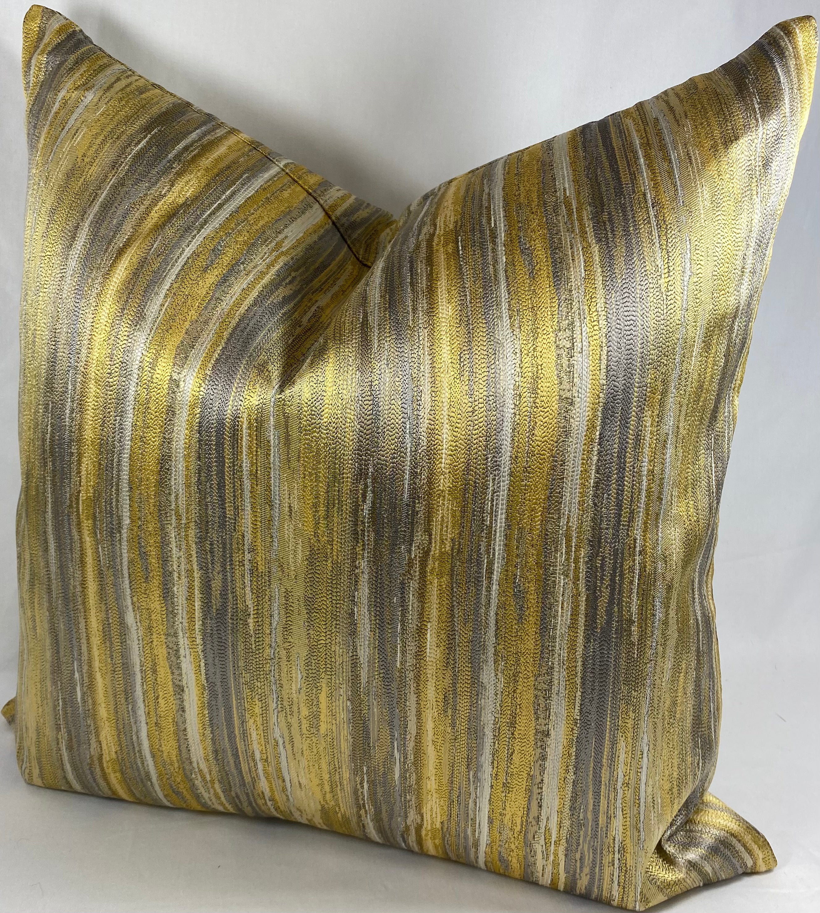 Luxury Pillow – 24" × 24" – Nimby Bamboo