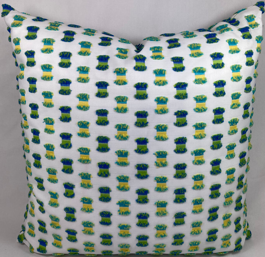 Luxury Outdoor Pillow - 22" × 22" - Fifi Green