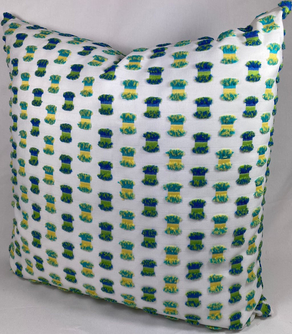 Luxury Outdoor Pillow - 22" × 22" - Fifi Green