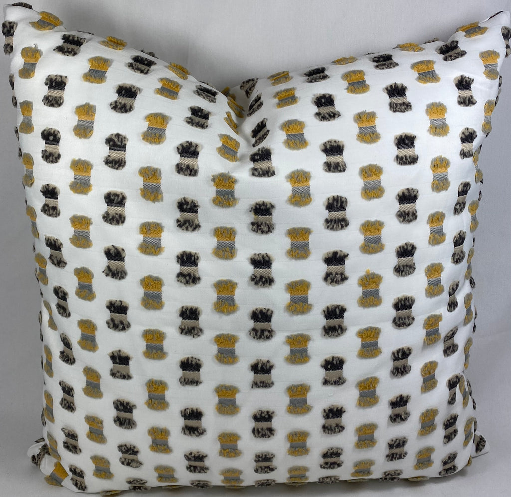 Luxury Outdoor Pillow – 22" × 22" – Fifi Sunray