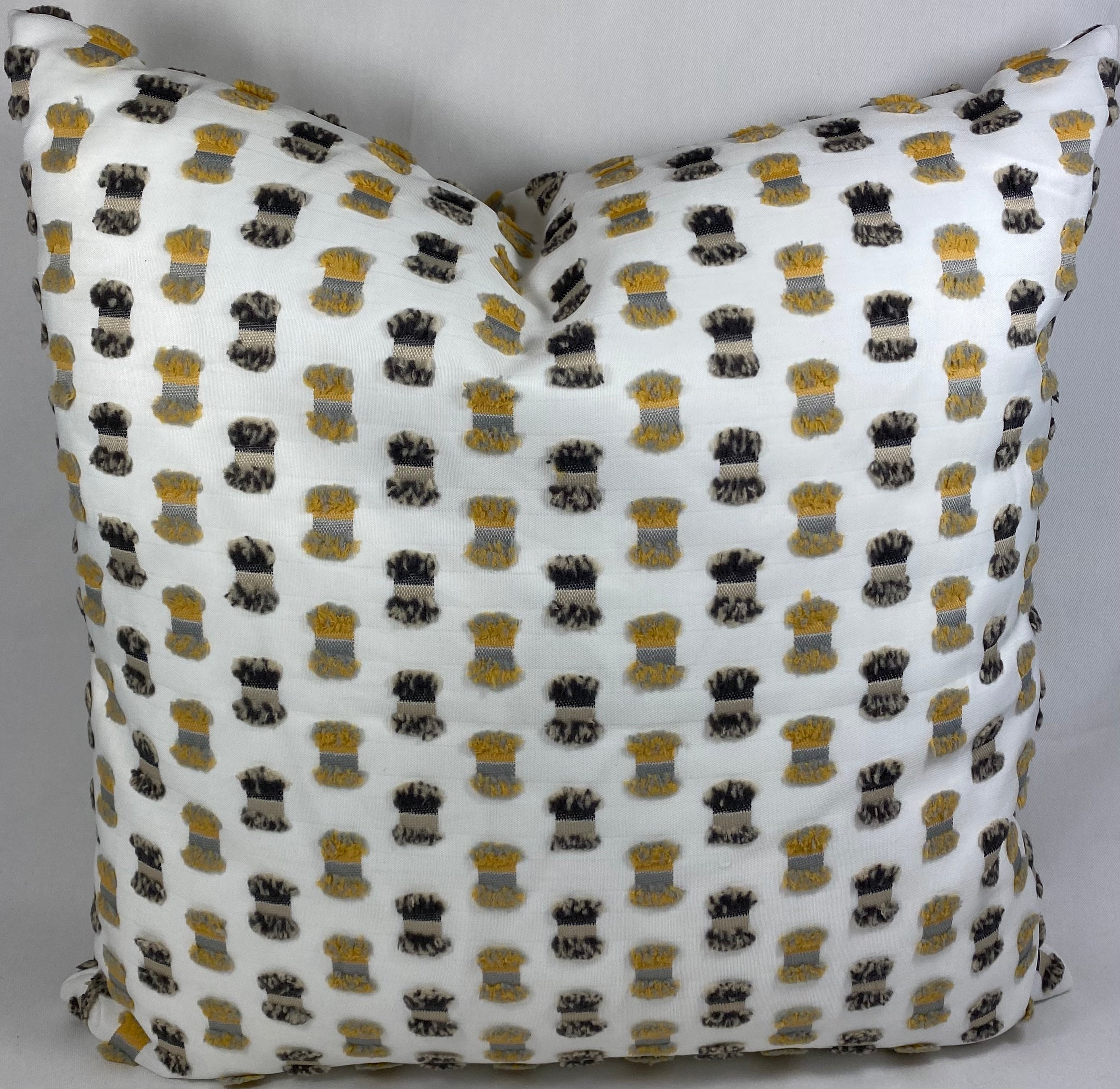 Luxury Outdoor Pillow – 22" × 22" – Fifi Sunray