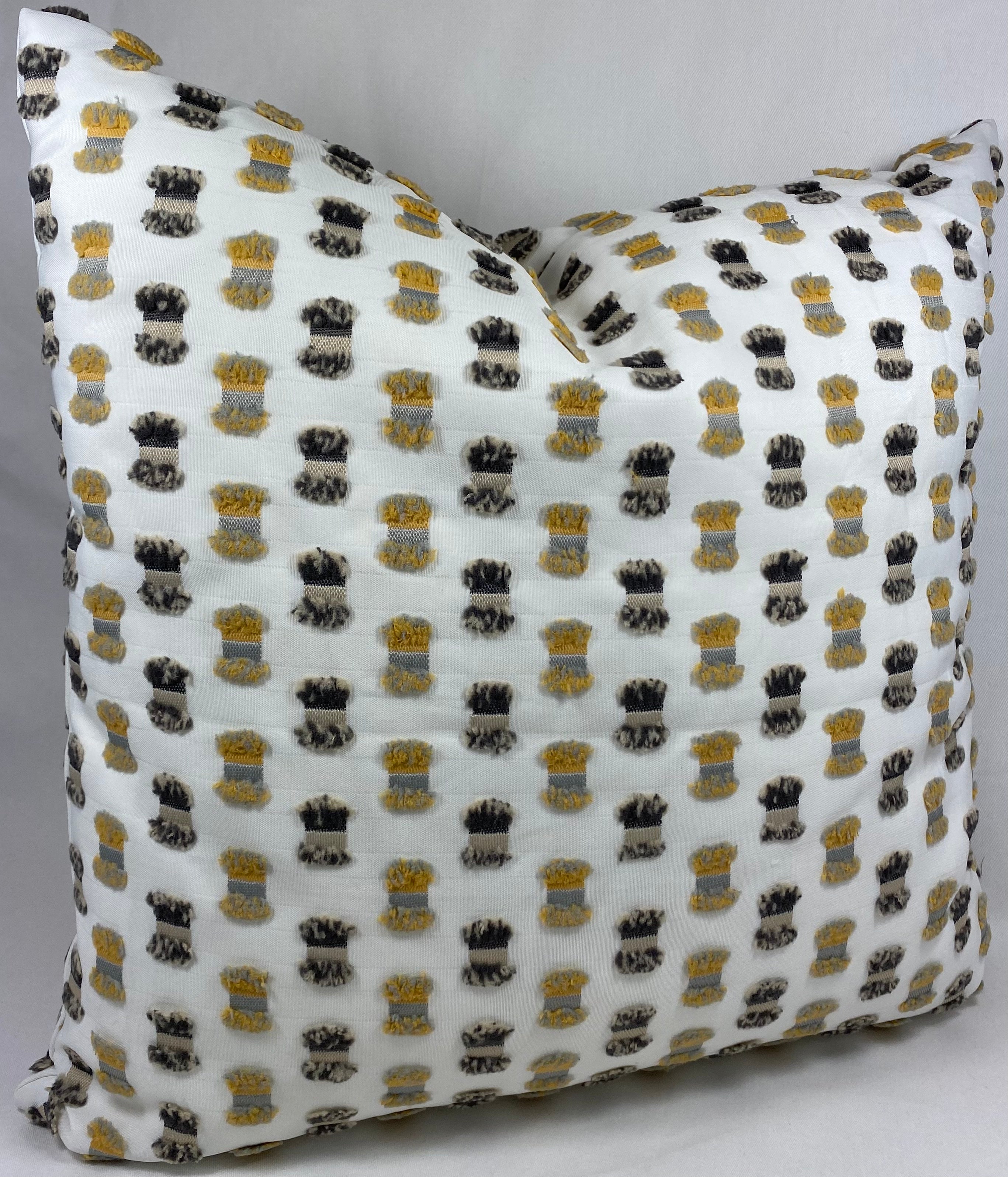 Luxury Outdoor Pillow – 22" × 22" – Fifi Sunray