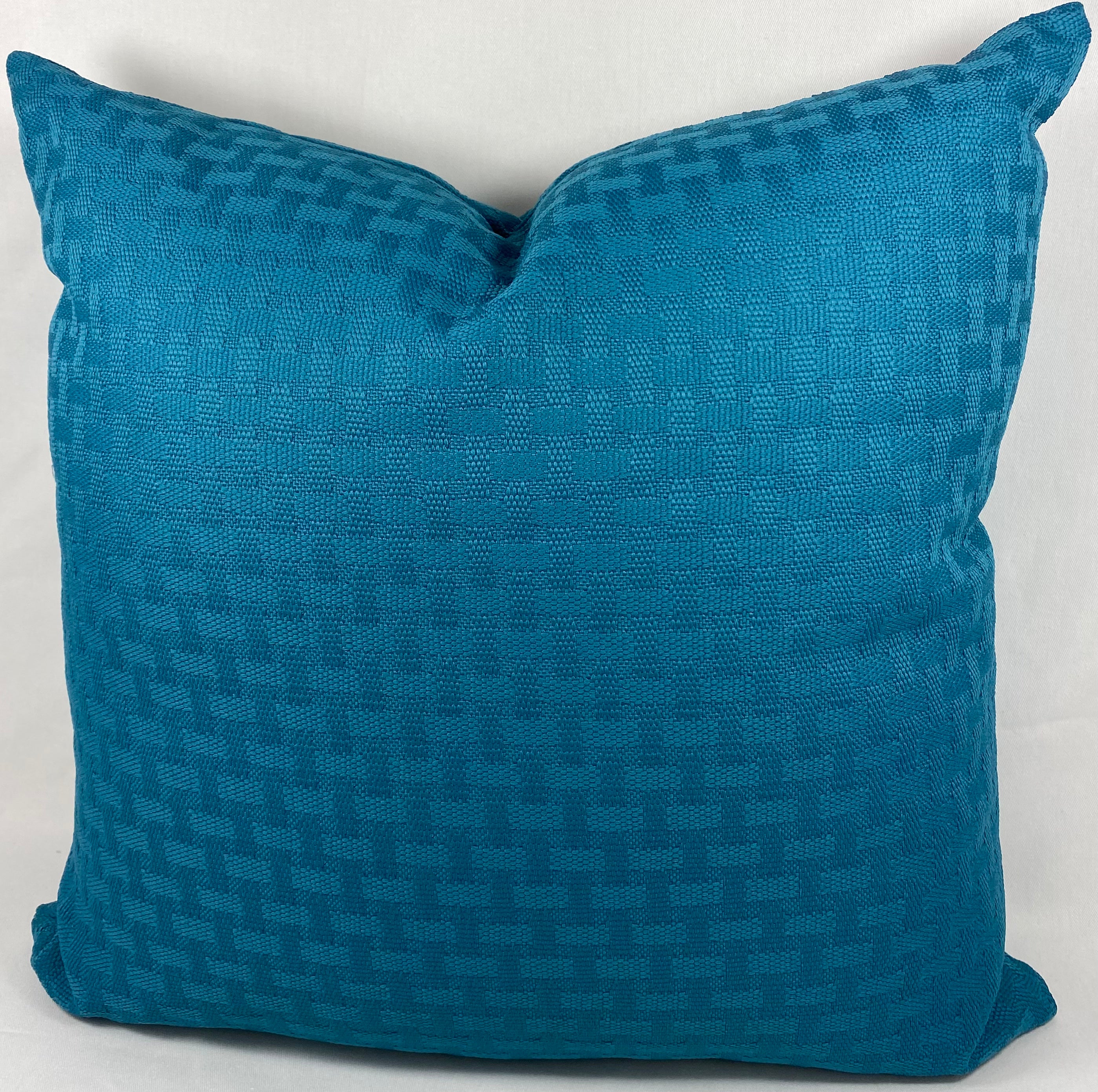 Luxury Pillow – 22" × 22" – Carmel Weave Turquoise