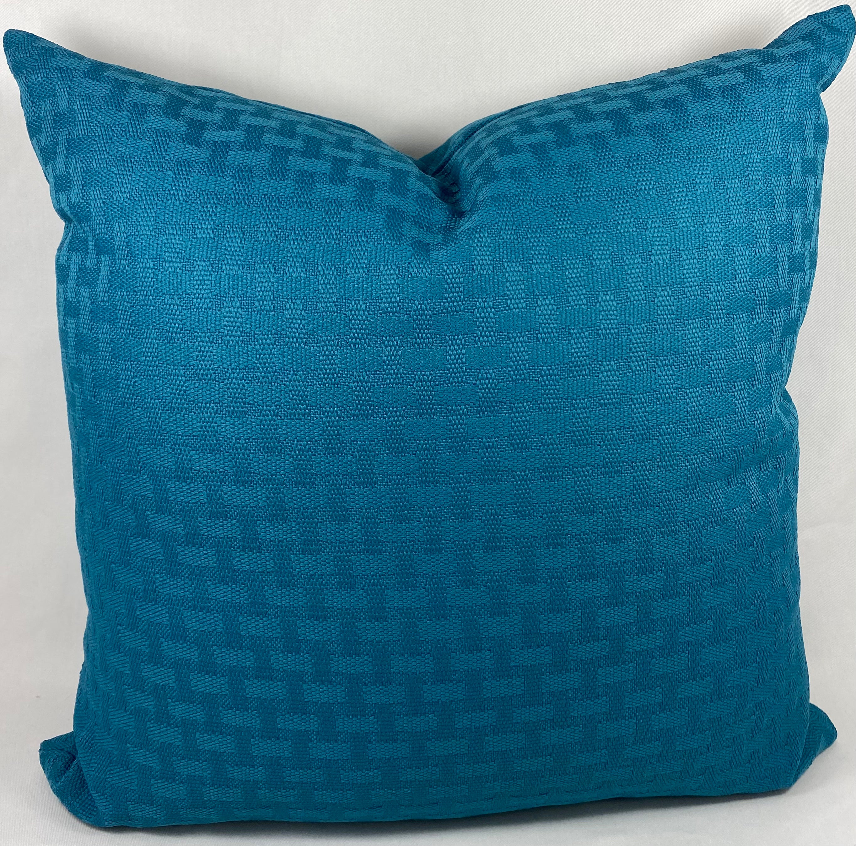 Luxury Pillow – 22" × 22" – Carmel Weave Turquoise