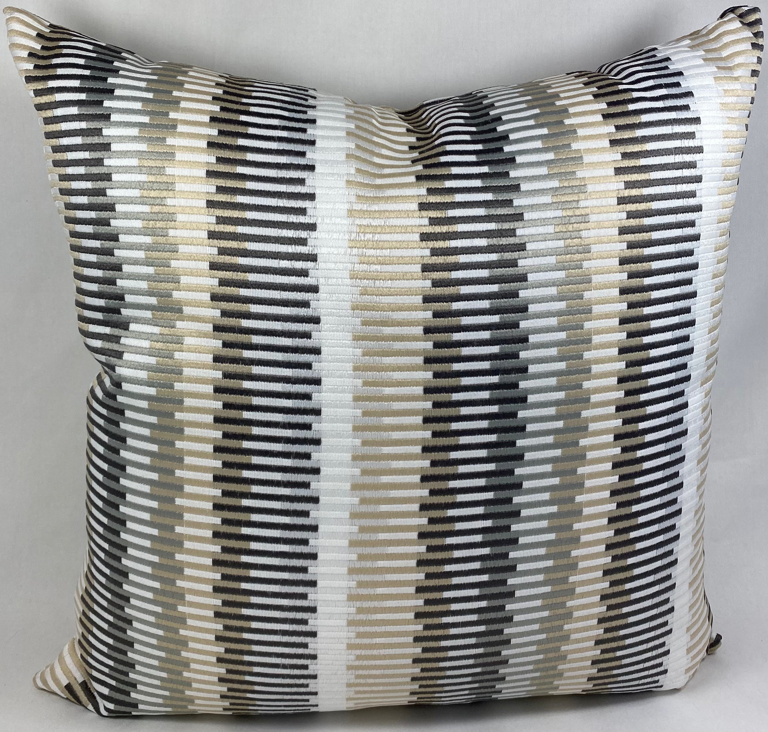 Luxury Outdoor Pillow – 22" × 22" – Sunfun Stripe Linen