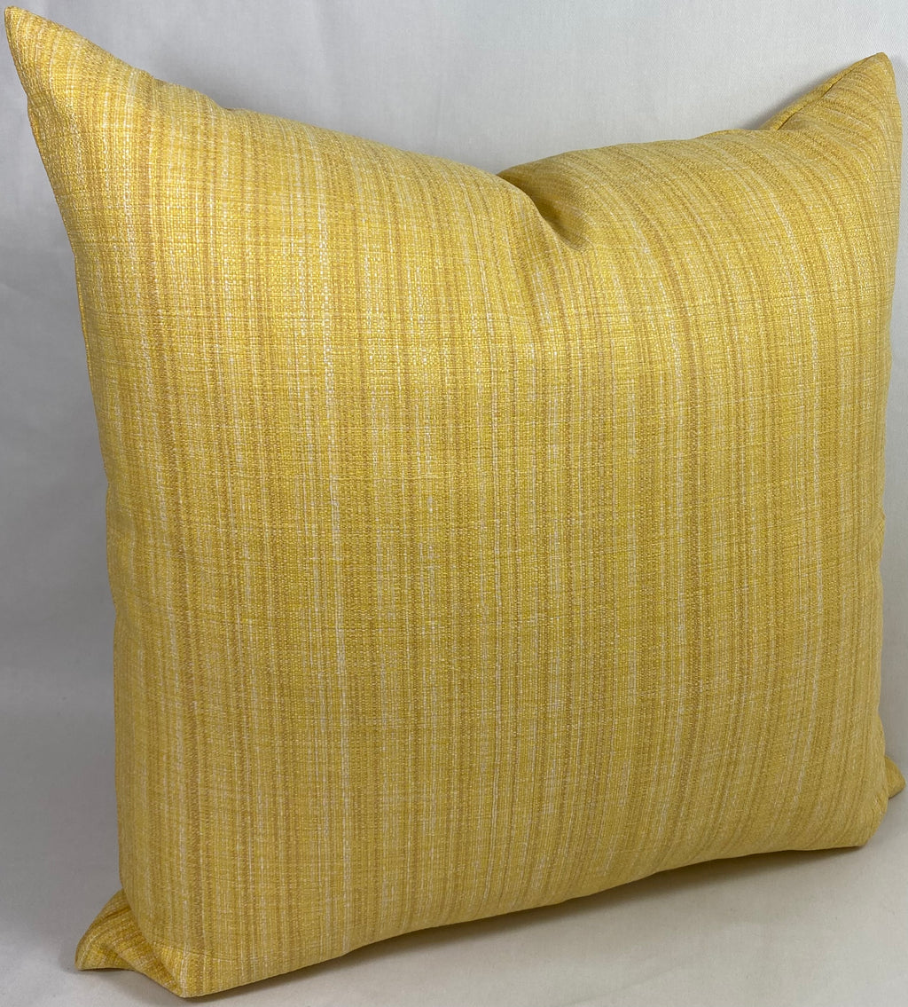 Luxury Outdoor Pillow – 22" × 22" – Fiddledidee Gold