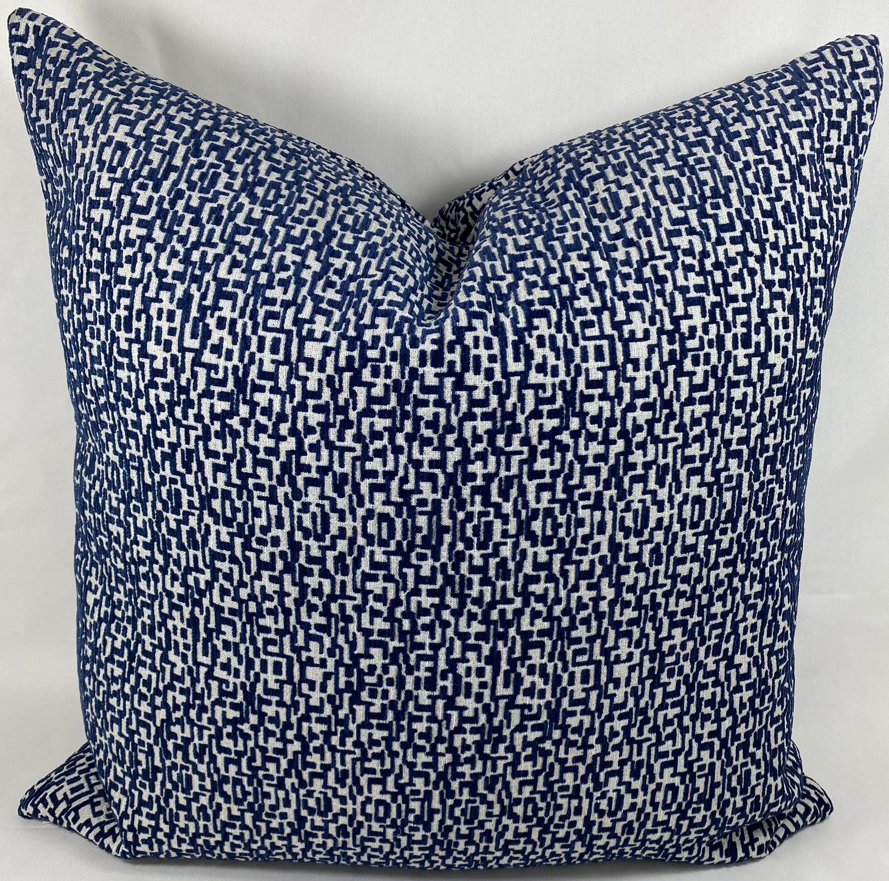 Luxury Pillow – 24" × 24" – Code Navy