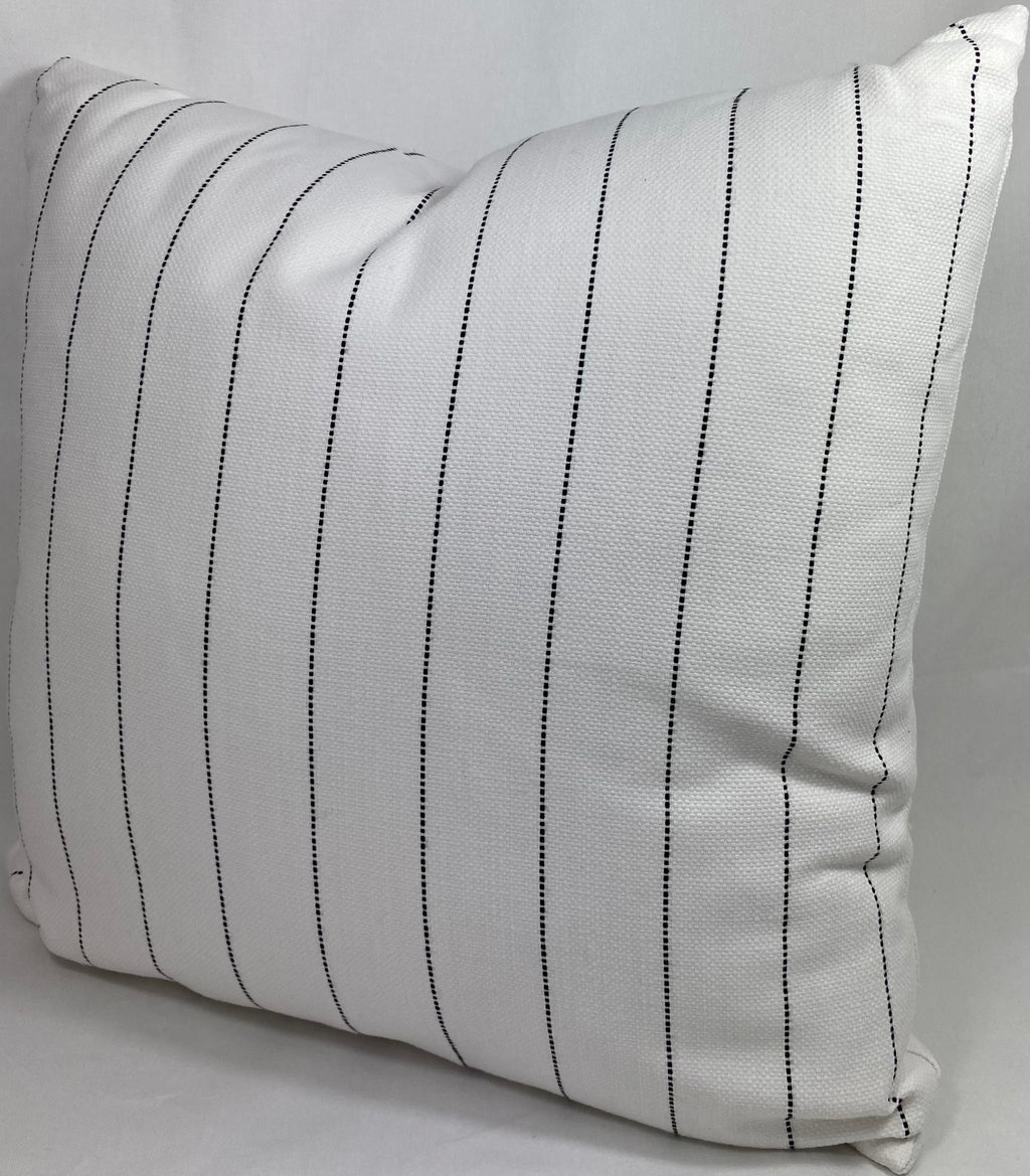 Luxury Outdoor Pillow – 22" × 22" – Malibu White