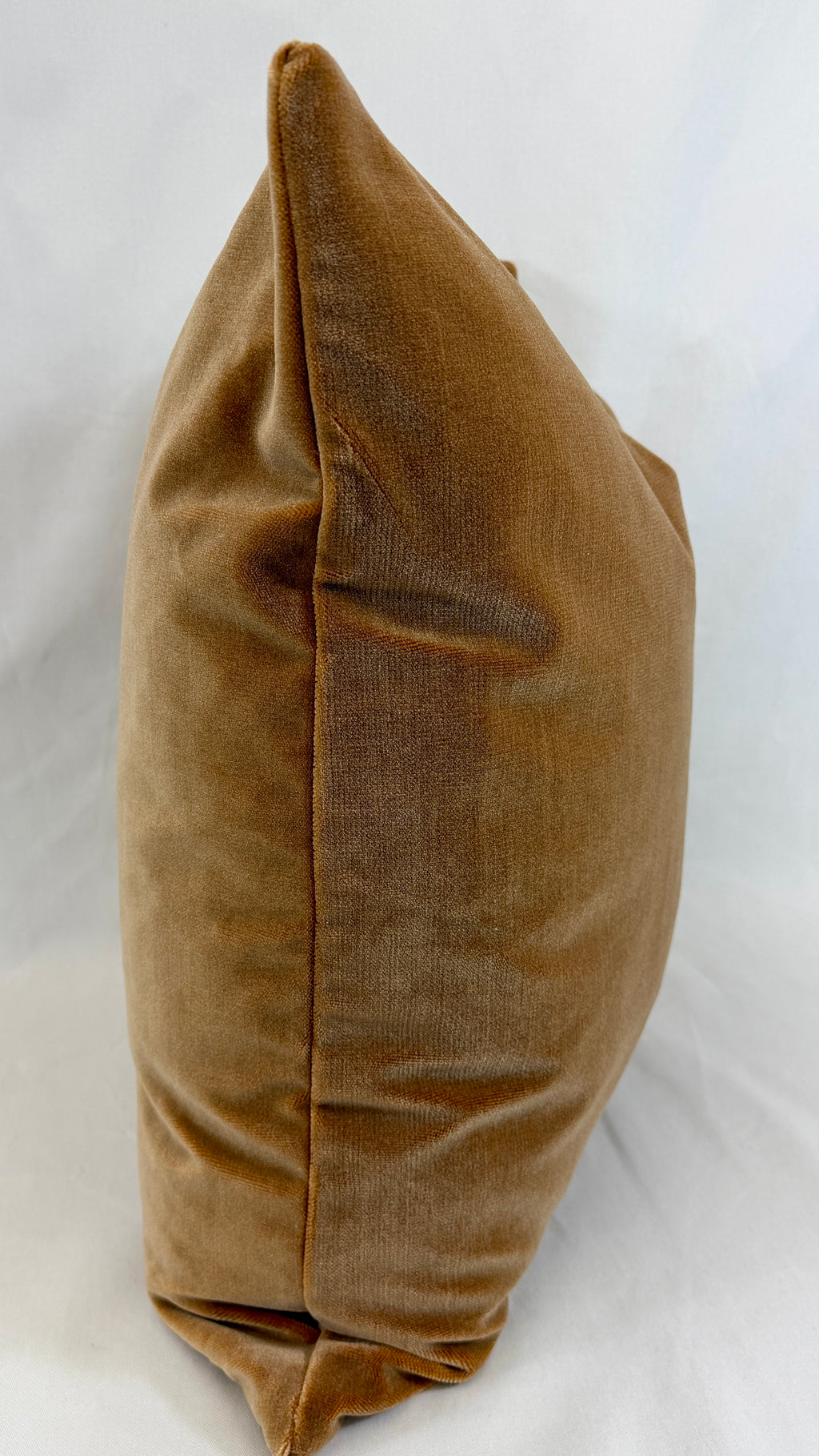Luxury Pillow – 24" × 24" – Deveraux Cognac
