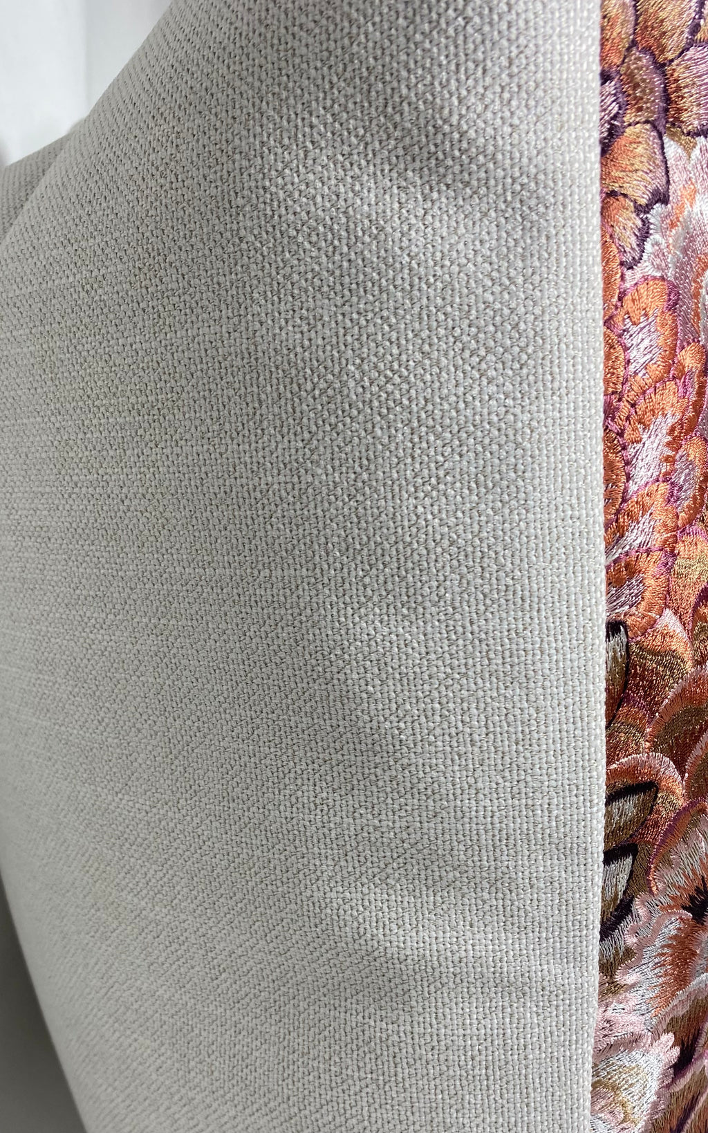 Luxury Pillow – 24" × 24" – Milla Sorbet