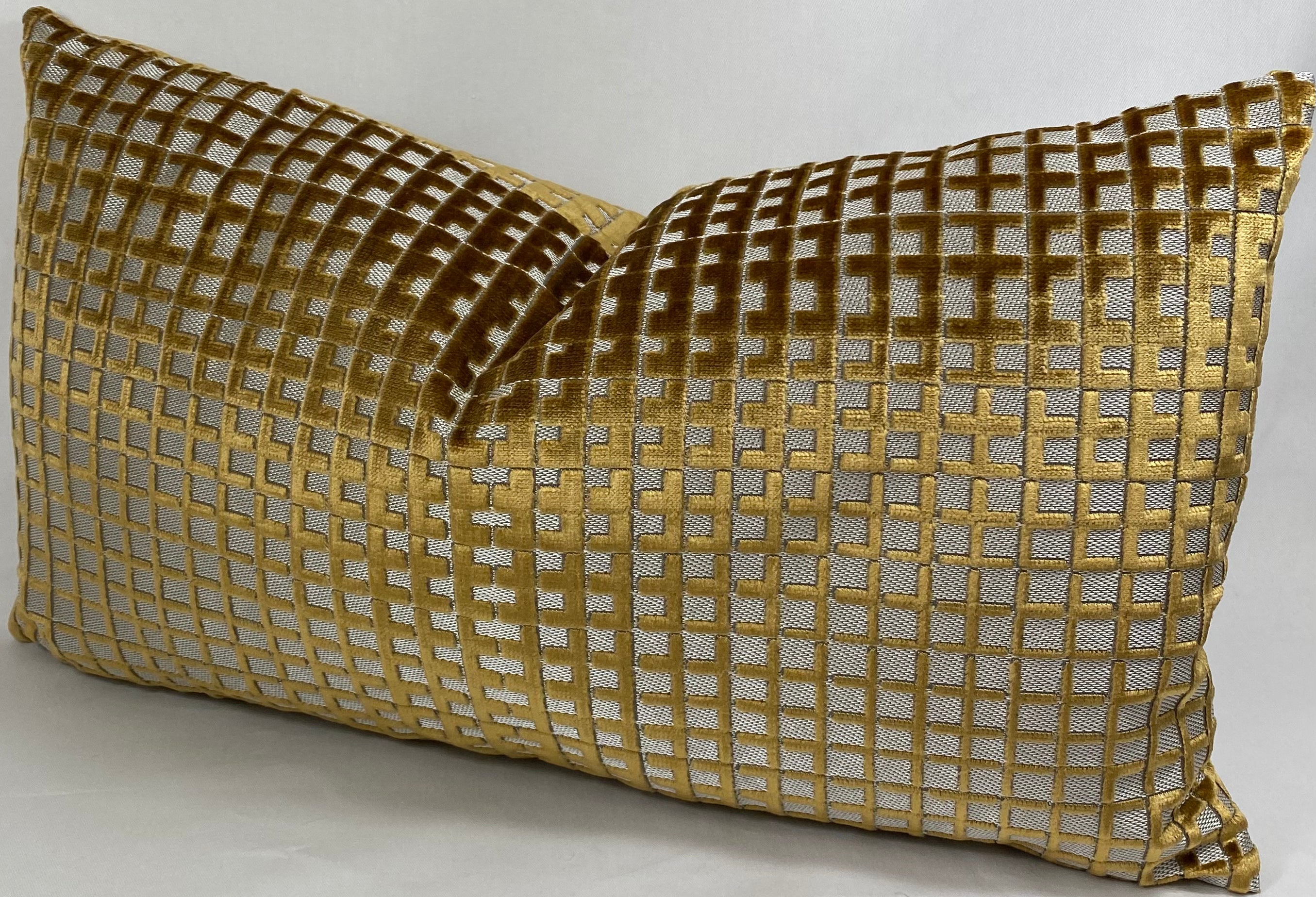 Luxury Lumbar Pillow – 24" × 14" – Success Topaz