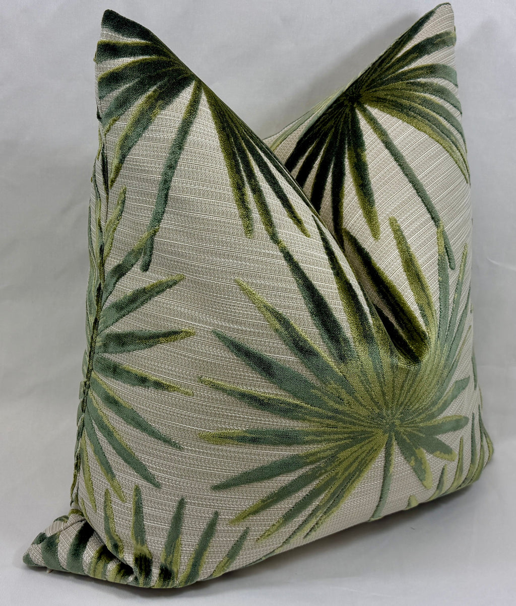 Luxury Pillow – 24" × 24" – Las Palmas