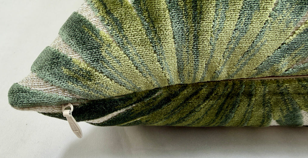 Luxury Pillow – 24" × 24" – Las Palmas