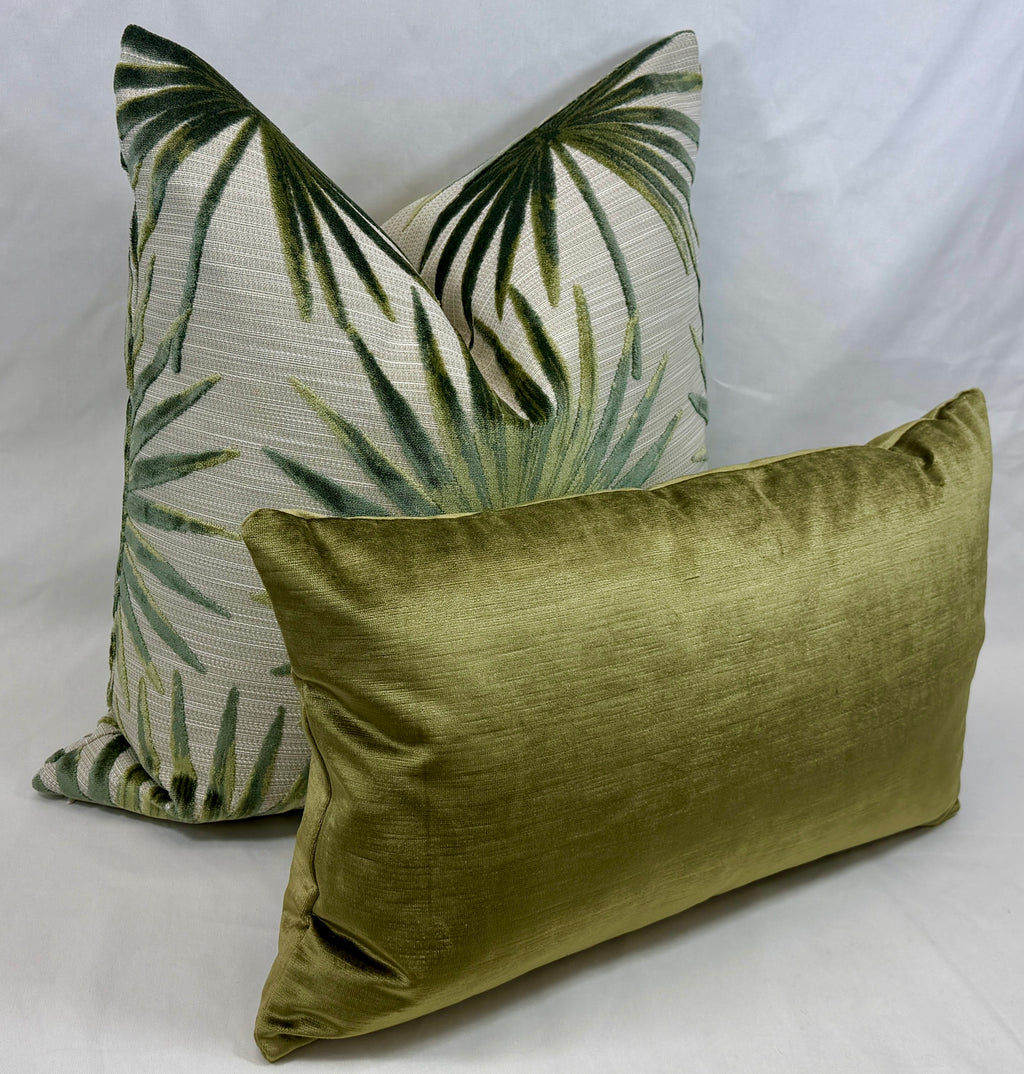 Luxury Pillow – 24" × 24" – Las Palmas