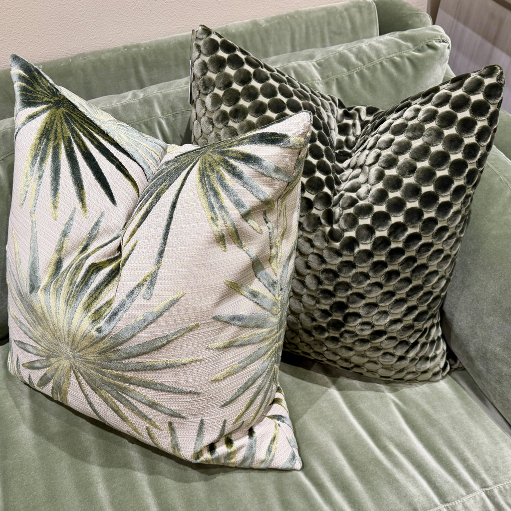 Luxury Pillow – 24" × 24" – Las Palmas