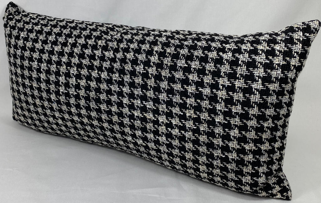 Luxury Outdoor Pillow – 22" × 12" – Maxim Black