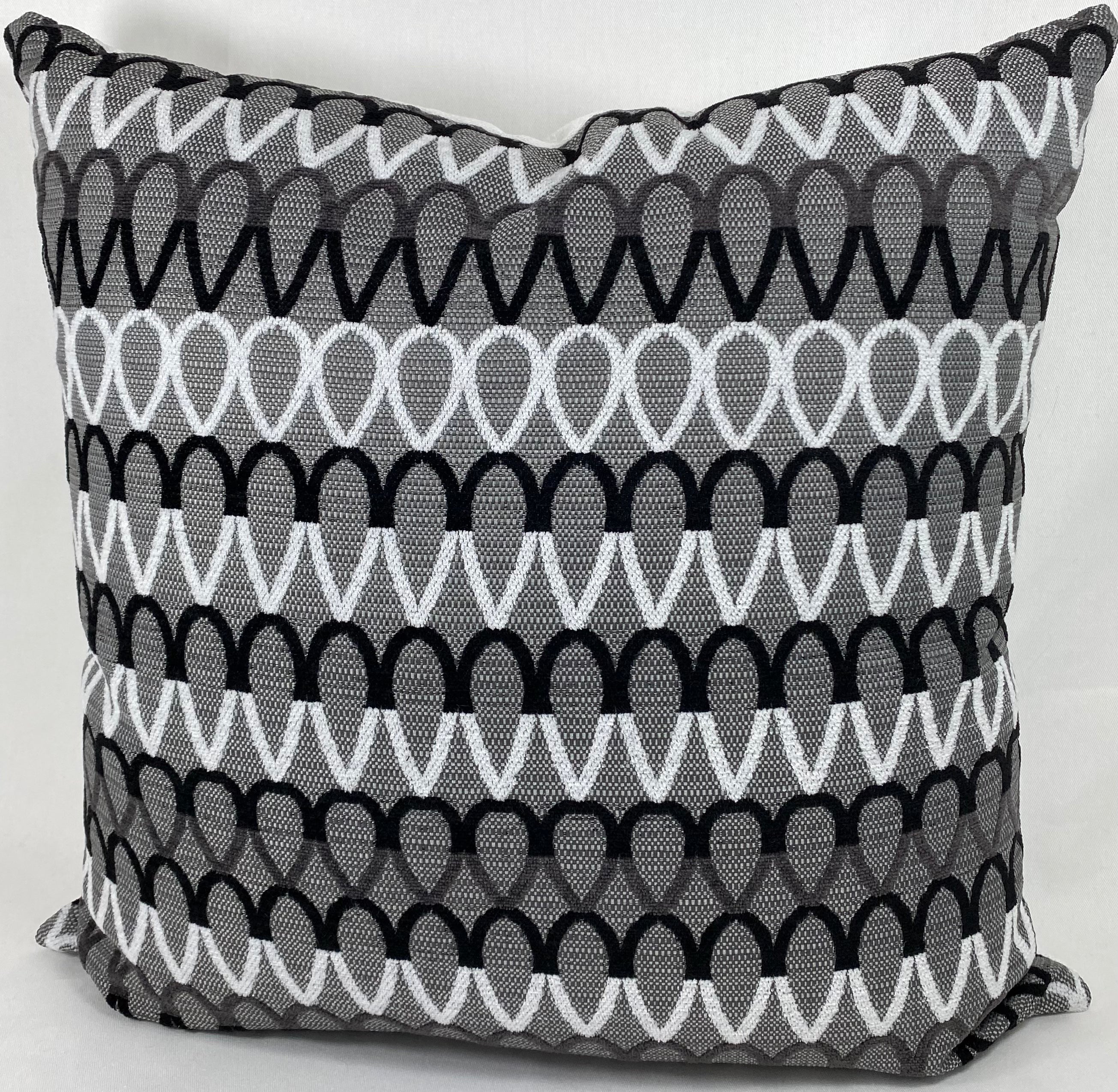Luxury Outdoor Pillow – 22" × 22" – Lozenge