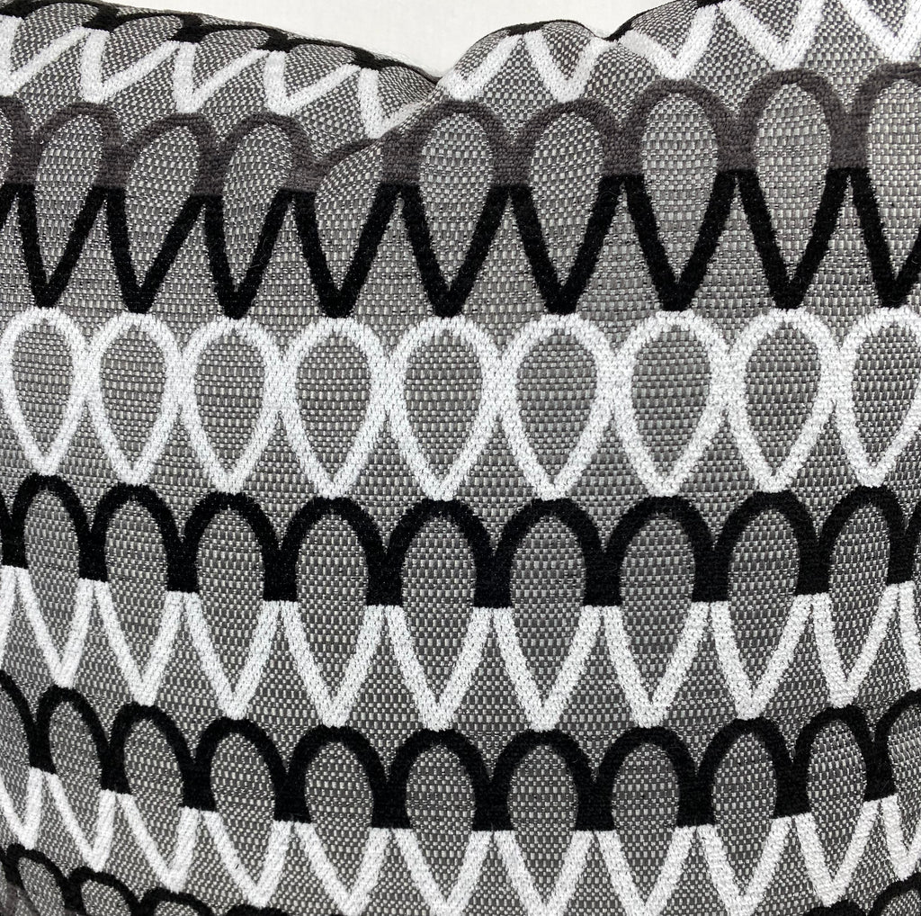 Luxury Outdoor Pillow – 22" × 22" – Lozenge