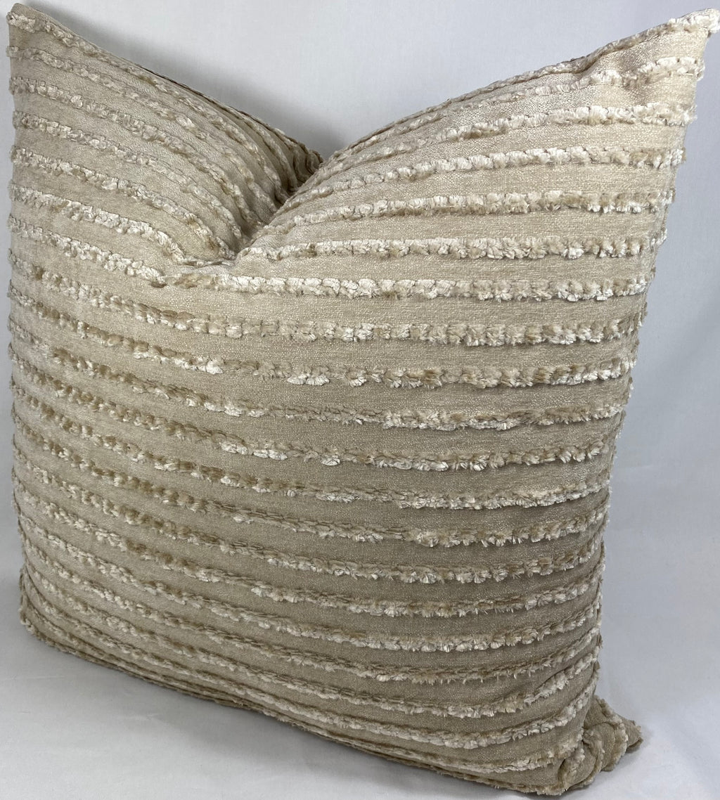 Luxury Pillow – 24" × 24" – Keaton Latte
