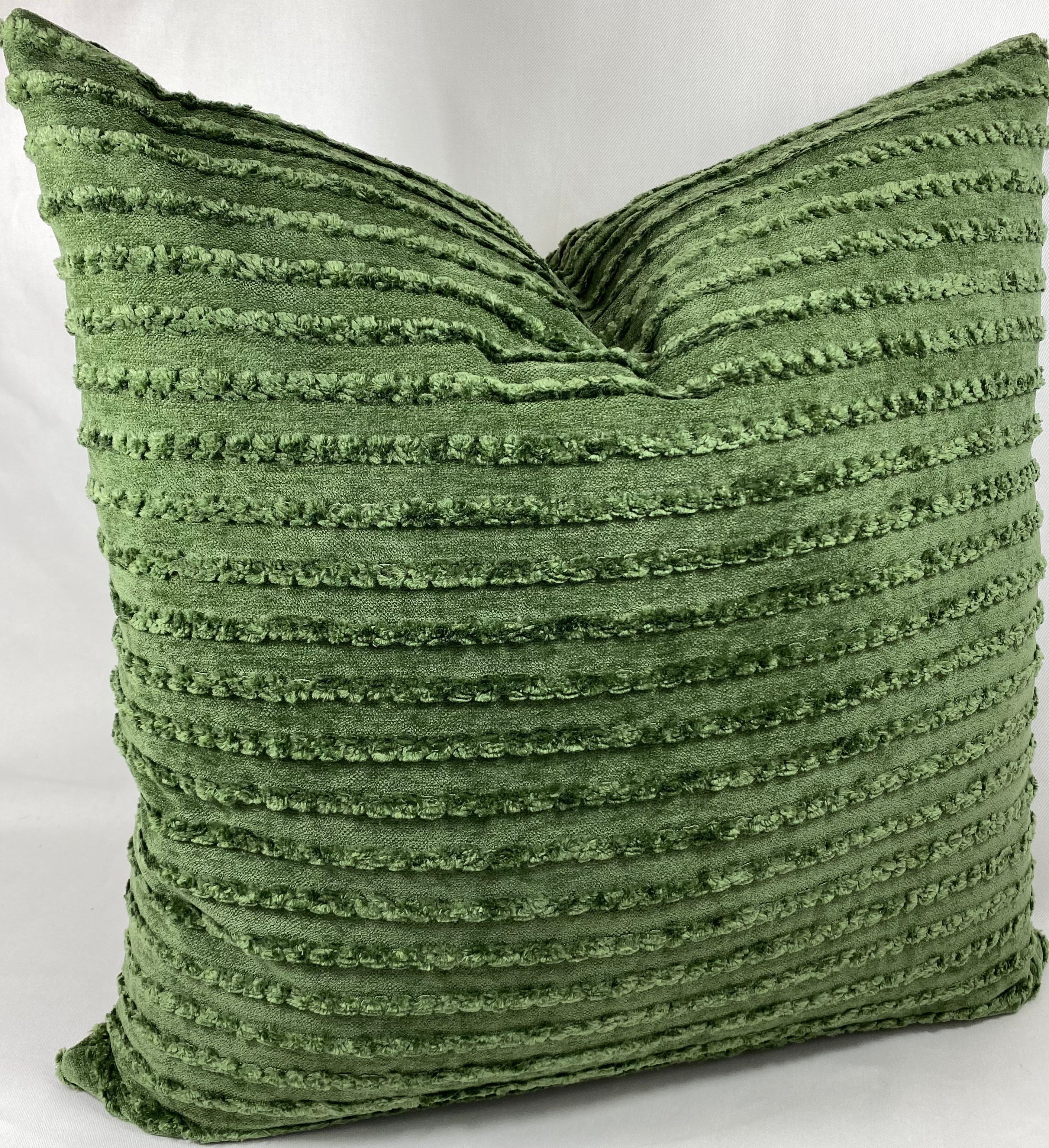Luxury Pillow – 24" × 24" – Keaton Forest