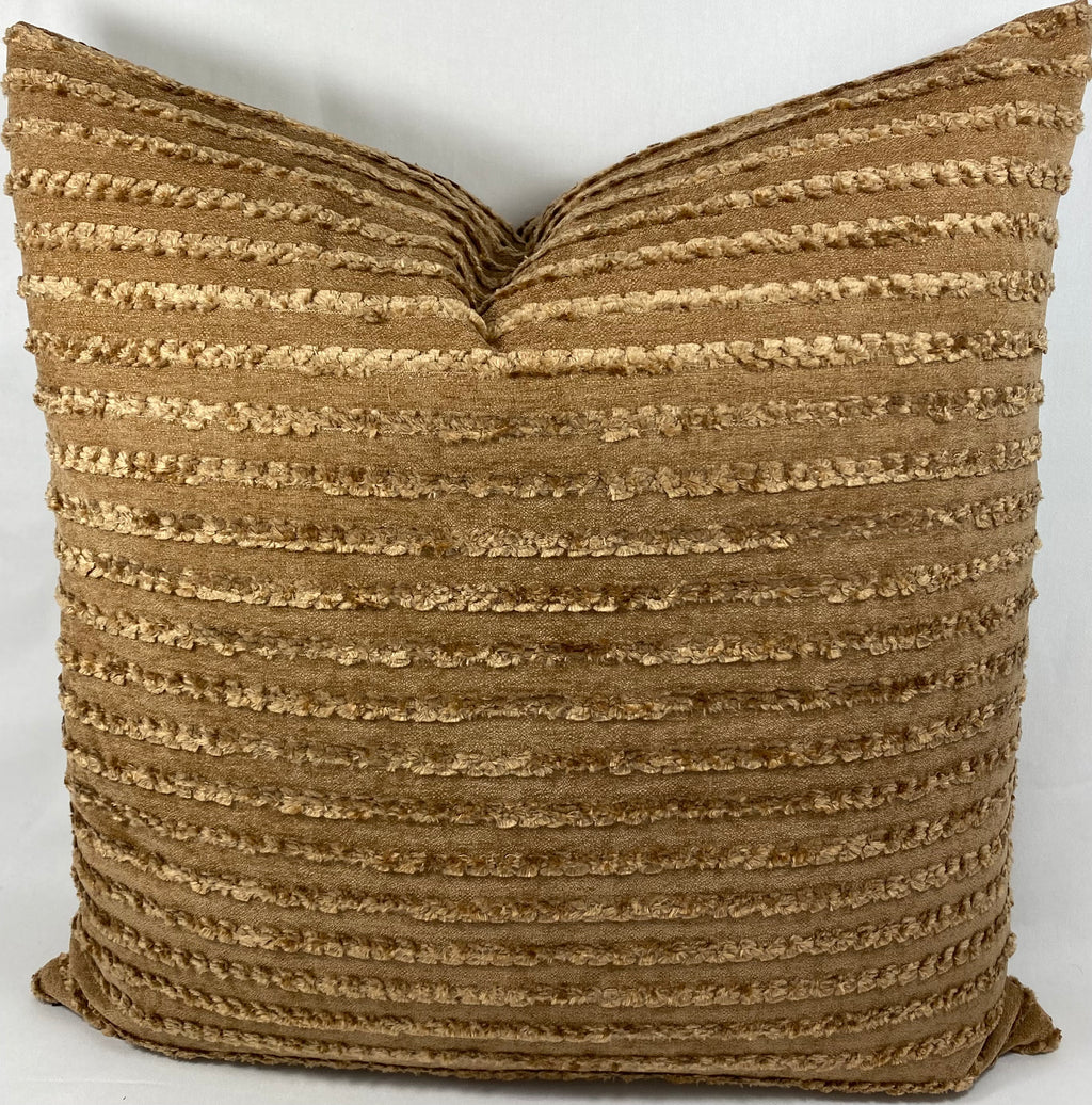 Luxury Pillow – 24" × 24" – Keaton Acorn
