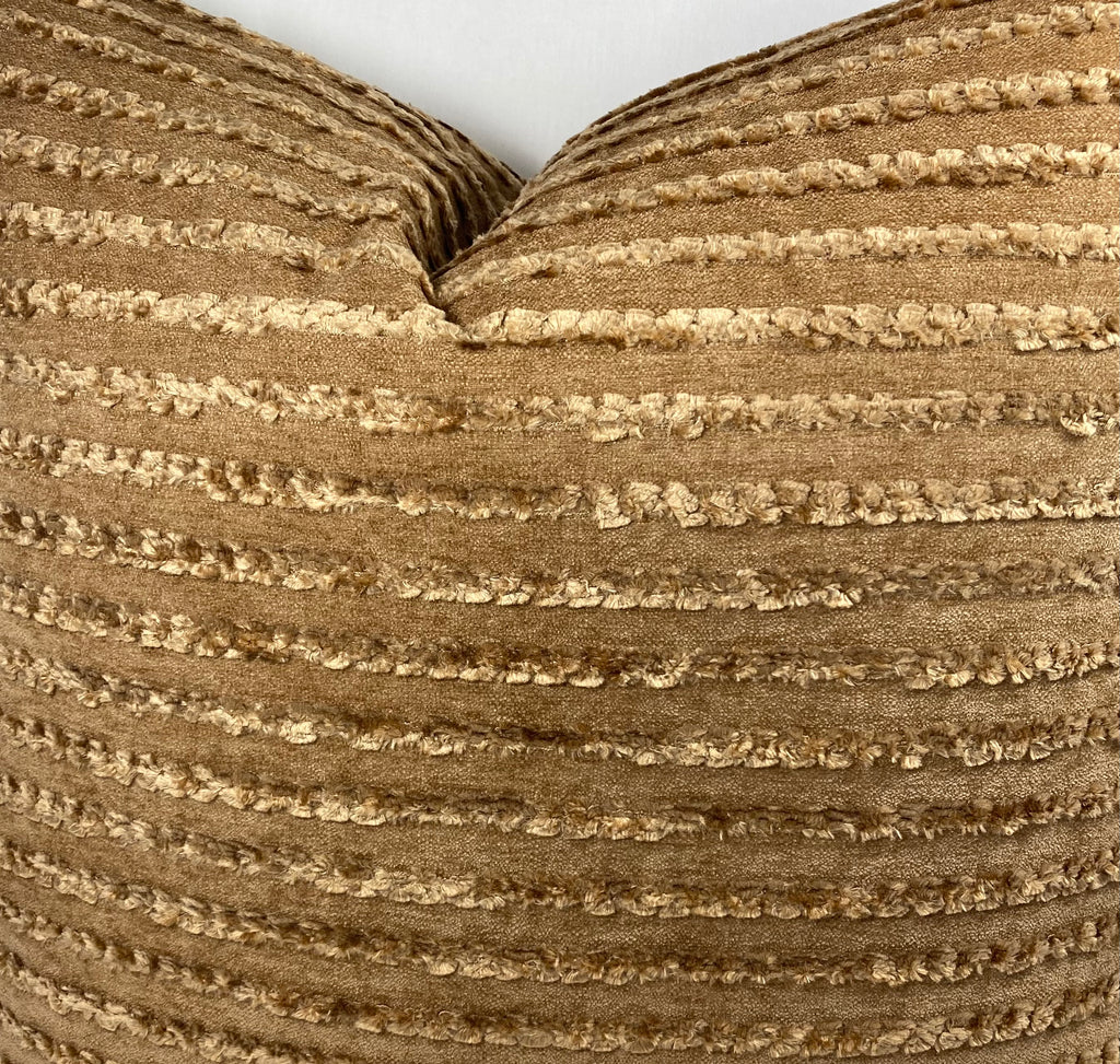 Luxury Pillow – 24" × 24" – Keaton Acorn