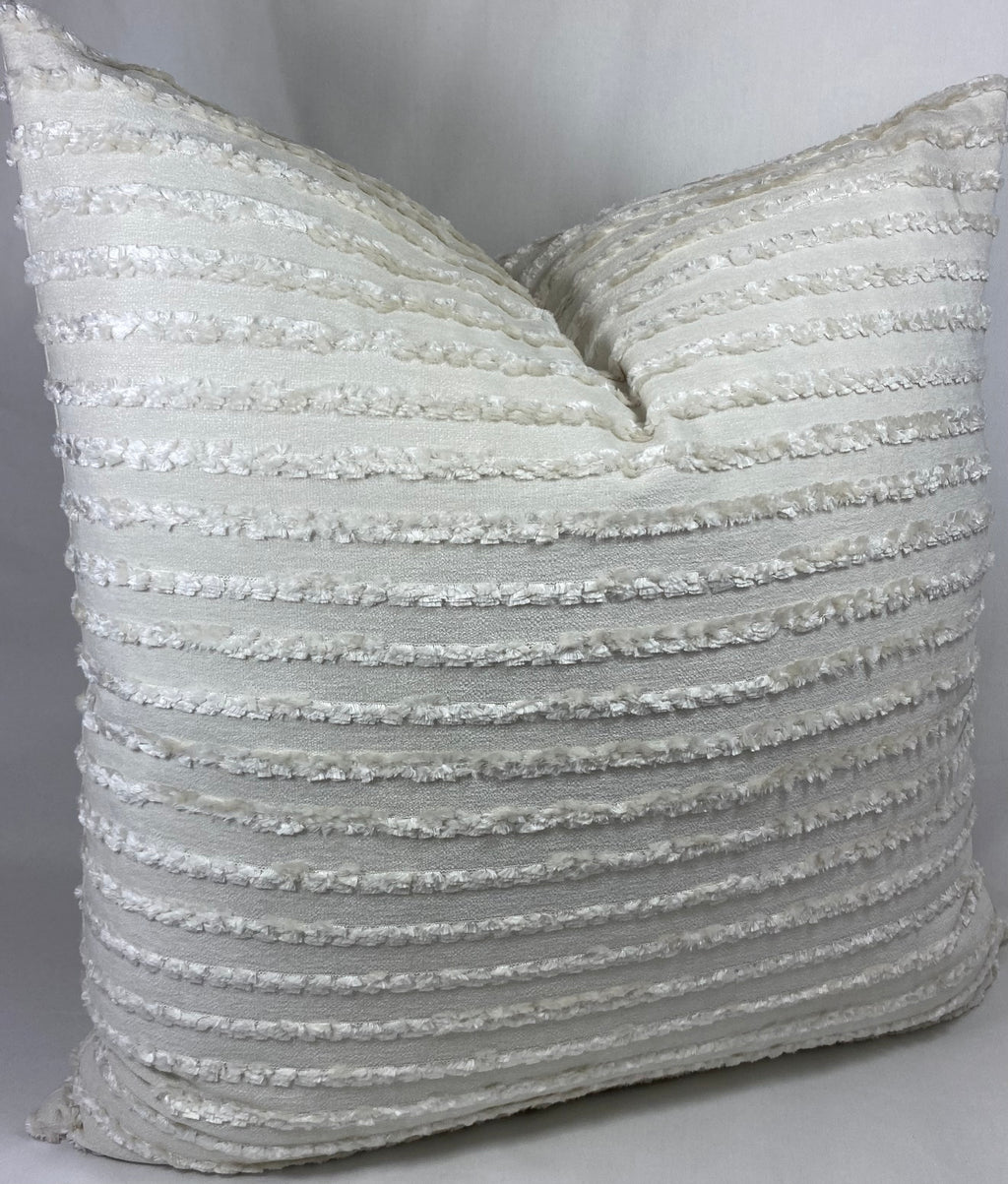 Luxury Pillow – 24" × 24" – Keaton Cream