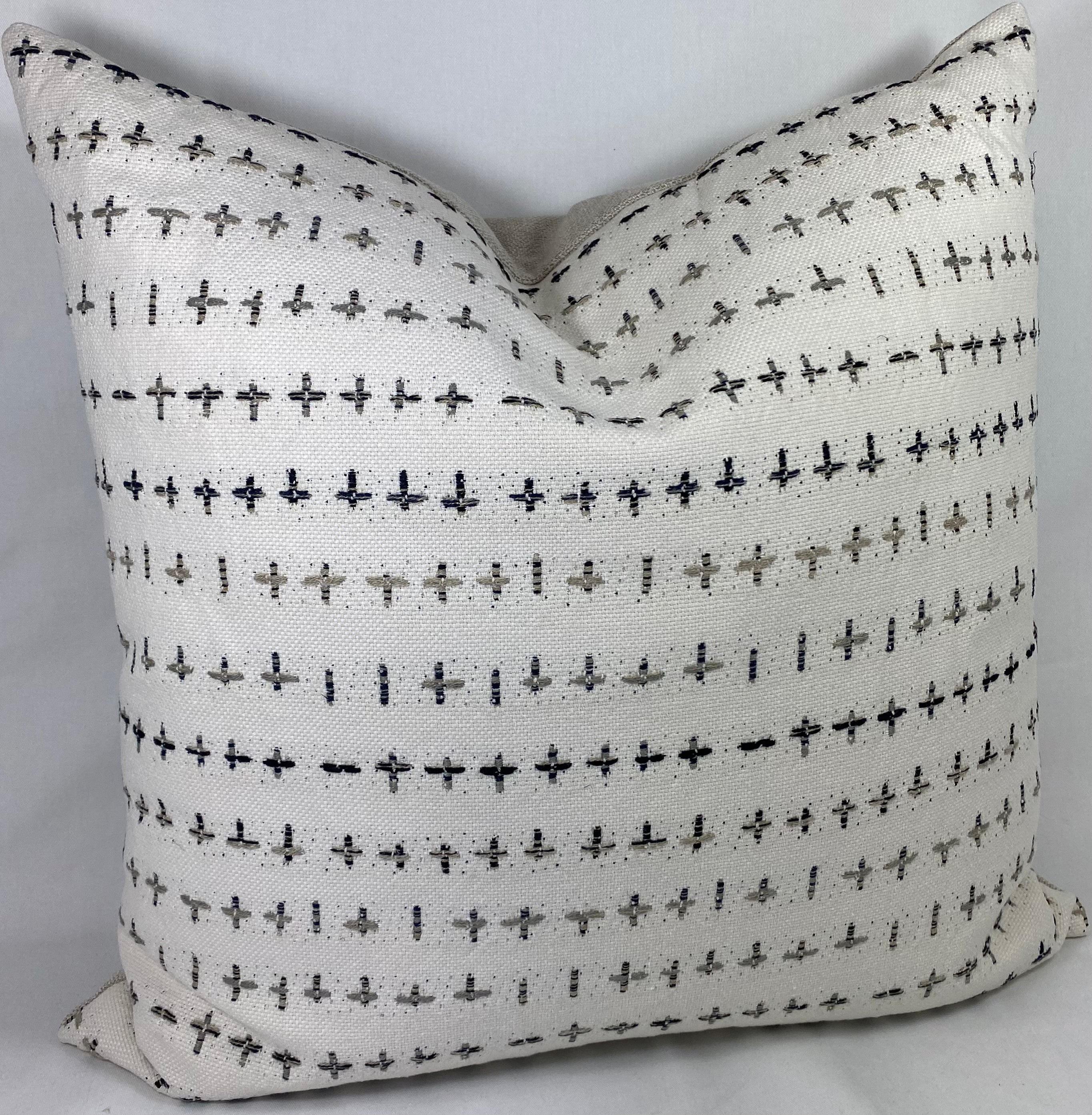 Luxury Pillow – 24" × 24" – Morales Cloud