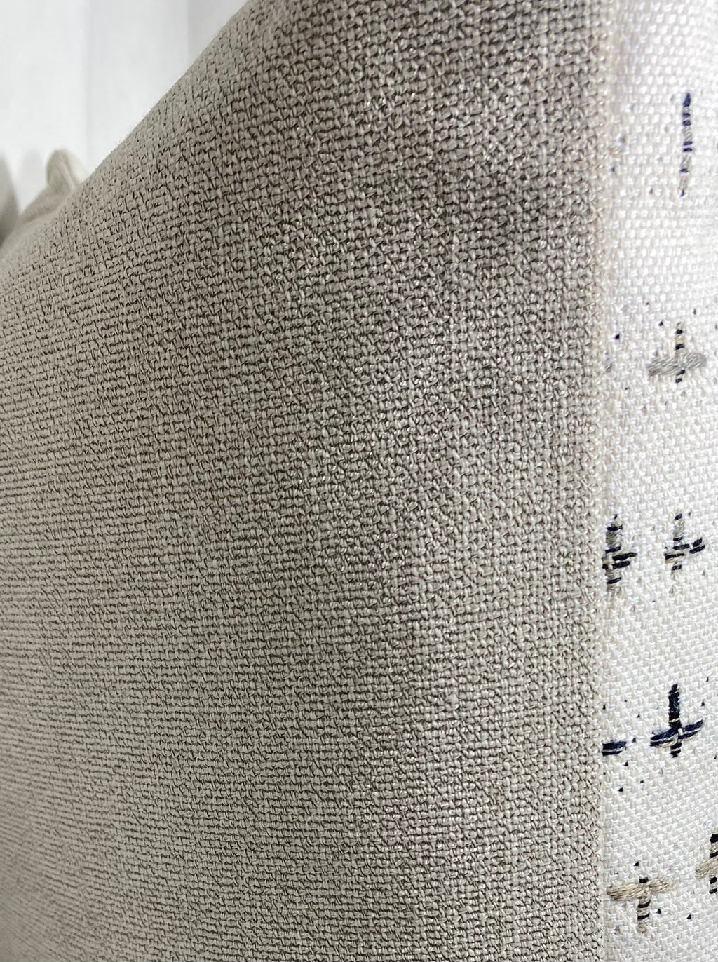 Luxury Pillow – 24" × 24" – Morales Cloud
