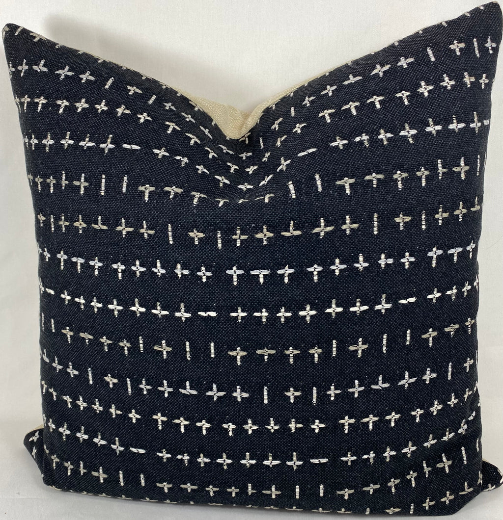 Luxury Pillow – 24" × 24" – Morales Black